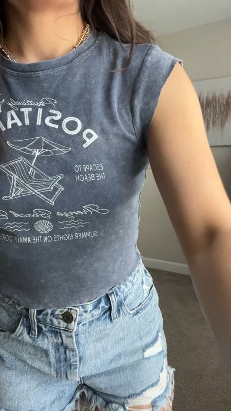 Babydoll cropped tee. Wearing a small