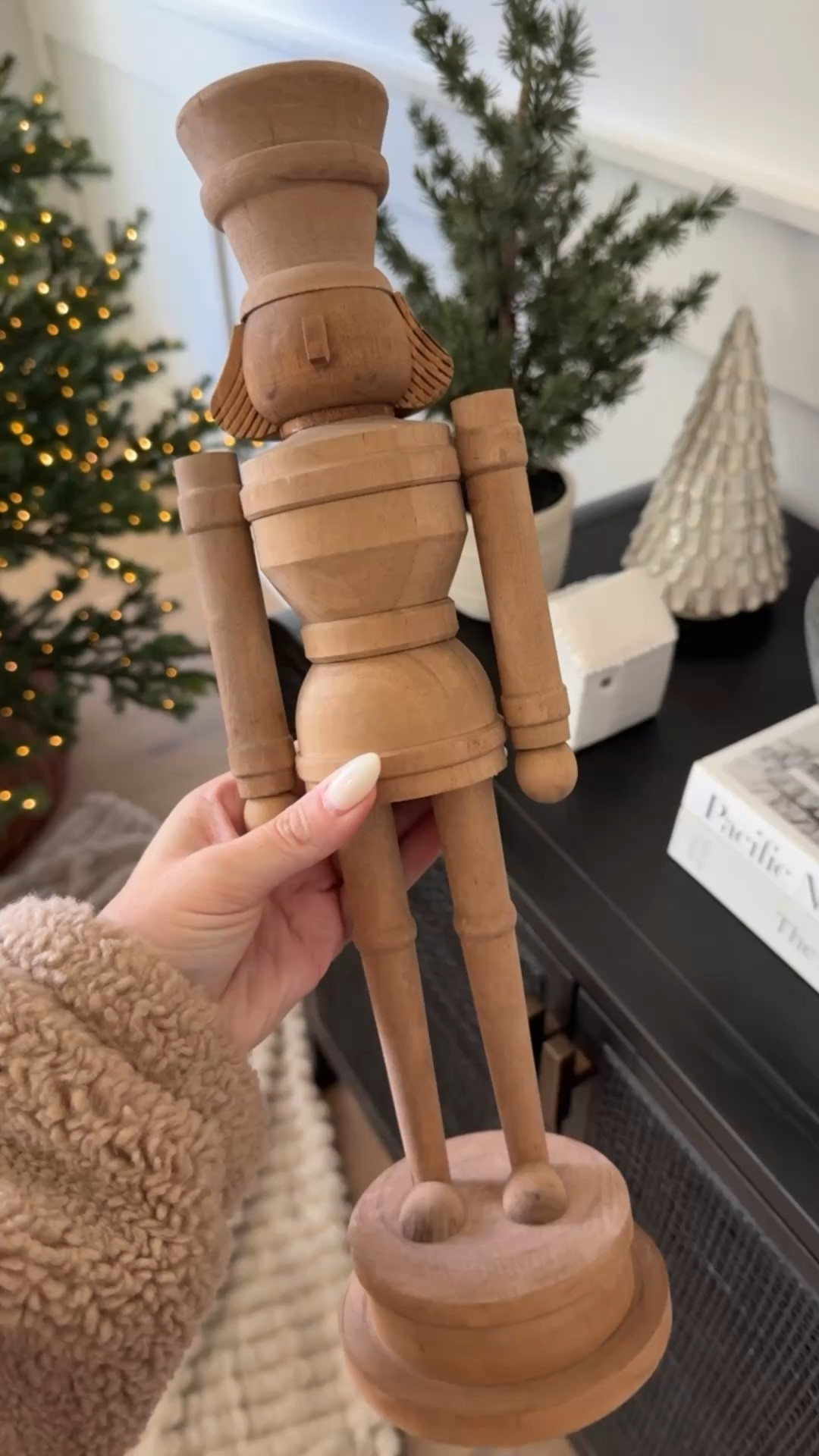 Back in stock!! 

Holiday decor, holiday home decor, Christmas decor, studio McGee holiday decor, target holiday decor 



#LTKSeasonal #LTKFindsUnder50 #LTKHome