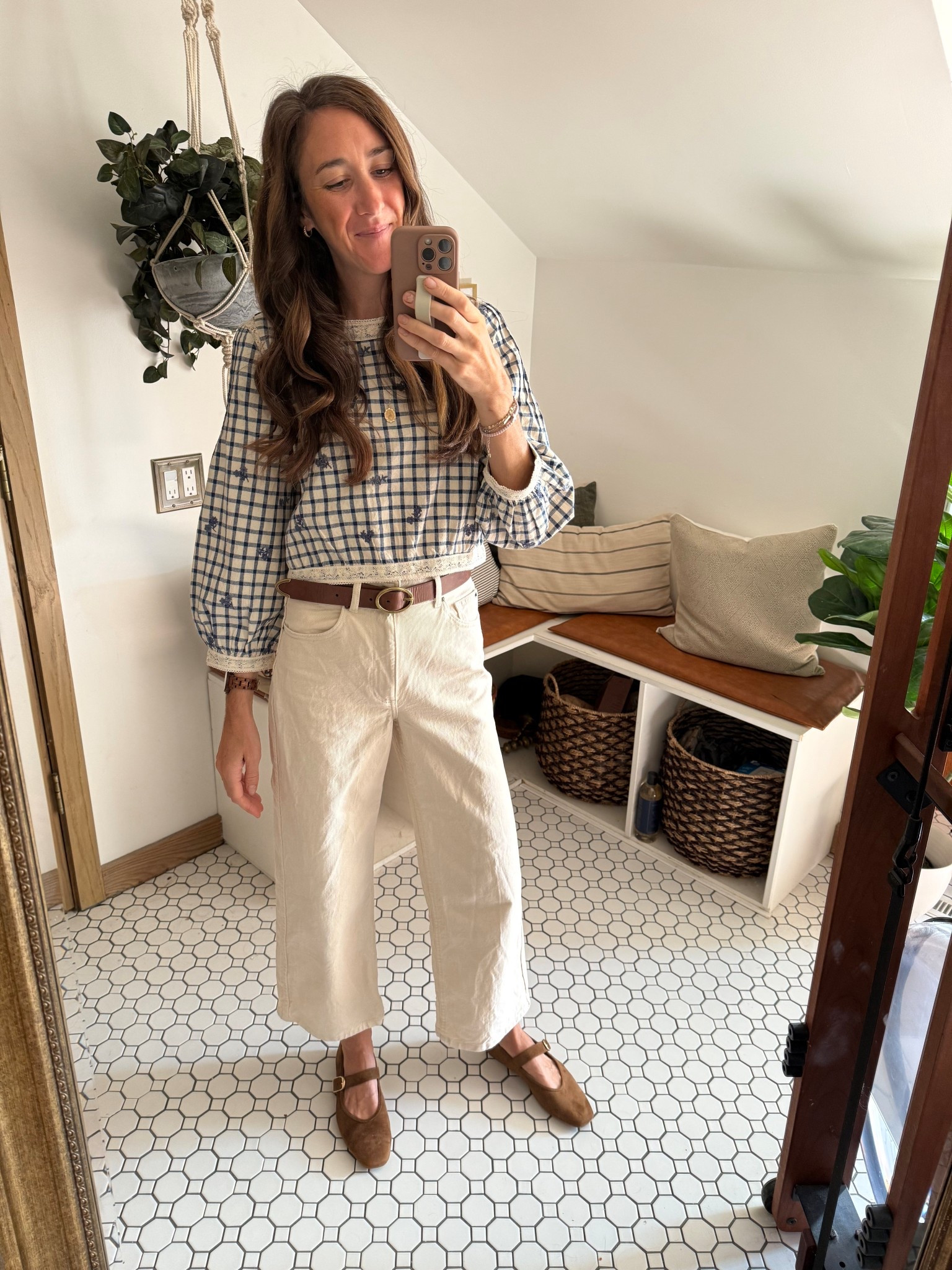 The perfect transition outfit into fall! Love that it still has a summer vibe but paired with the darker belt and shoes gives it a little fall flare 😍

Top is a small and bottoms are size 2!

#LTKSeasonal #LTKStyleTip #LTKWorkwear