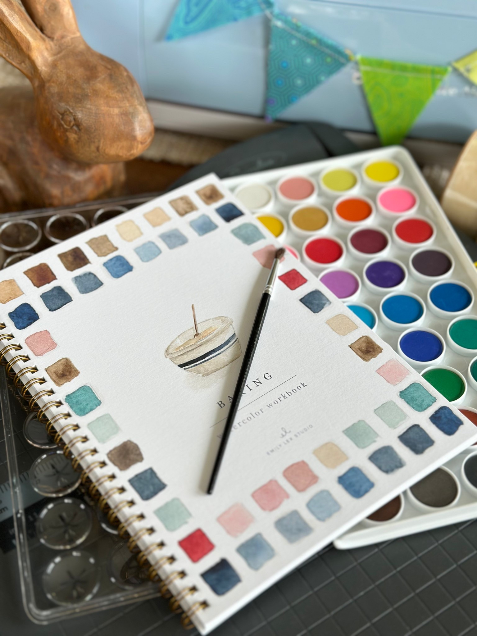 🎨Spring Gifting and Creativity! Such a beautiful set for beginners. And what a GREAT Mothers Day Gift or Easter Basket addition 🐰
#EasterGifts #Watercoloring #ArtLover #MothersDayGifts

#LTKFindsUnder50 #LTKFamily

#LTKKids