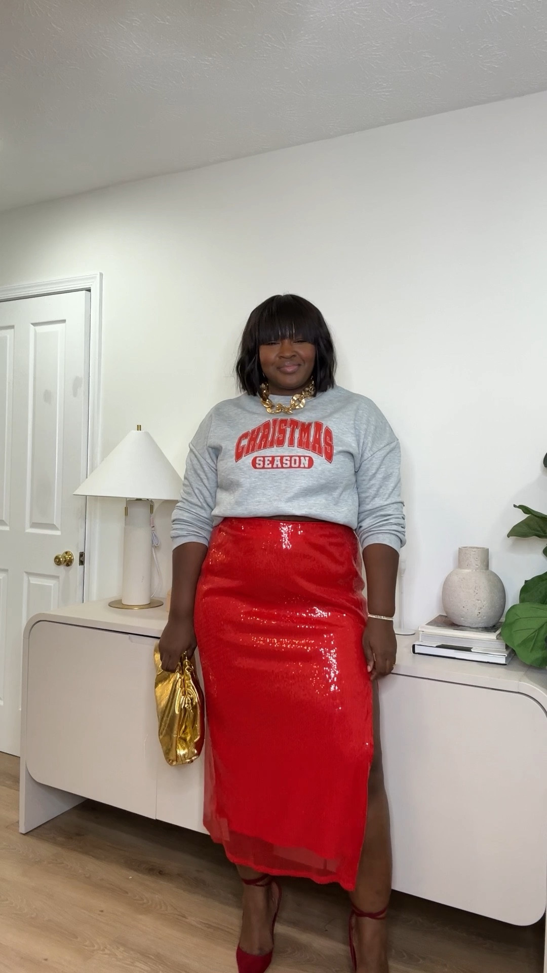 Friendmass holiday outfitt

#LTKCyberWeek 

#LTKWatchNow #LTKHoliday