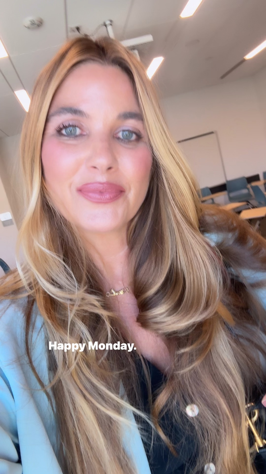 Foundation: 170
Bronzer:Cannes 
Highlighter/blush: pink 
Lip: YSL nude Lavalier 44
Hair: sea glass ( use LTK15 for 15% off) 
Brows: make cool taupe 
Liner: toffee  

#LTKBeauty #LTKdayinmylife #LTKWorkwear