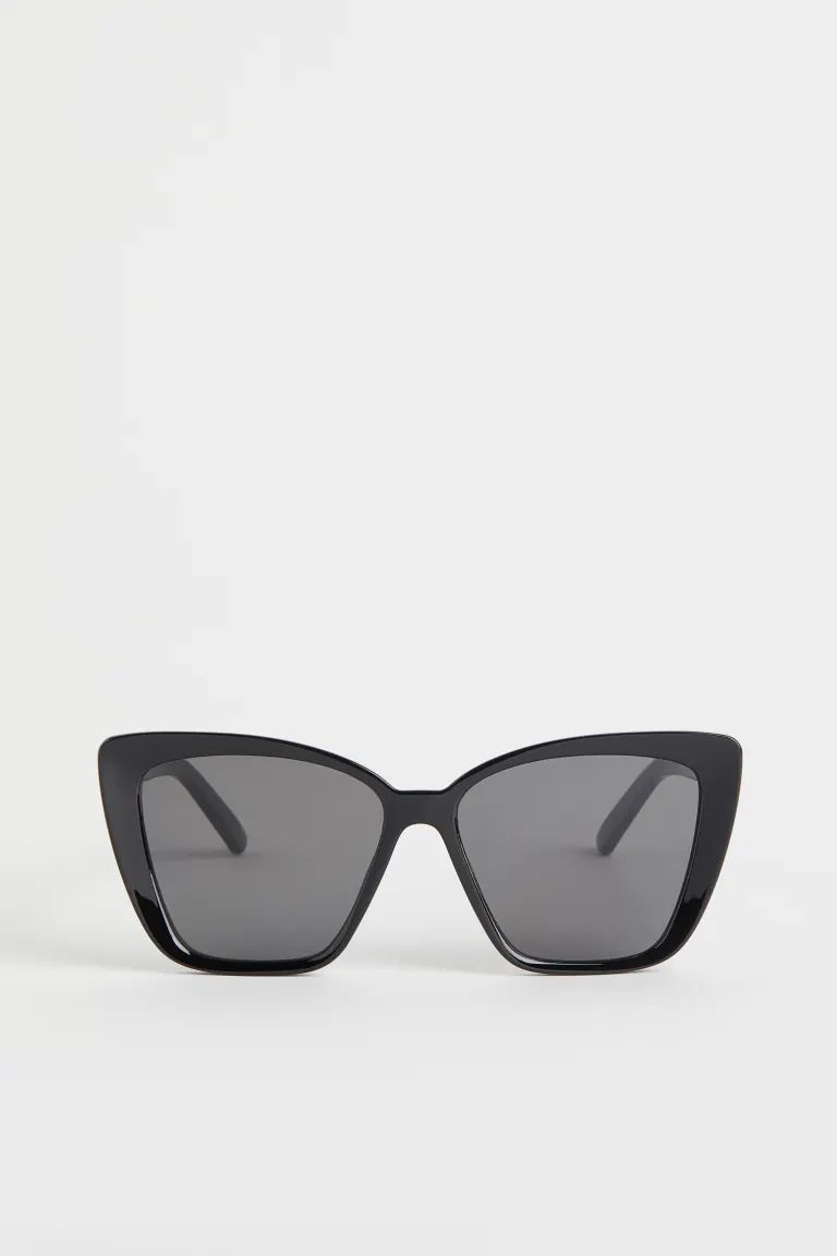Cat-eye sunglasses - Black - Ladies | H&M GB | H&M (UK, MY, IN, SG, PH, TW, HK)