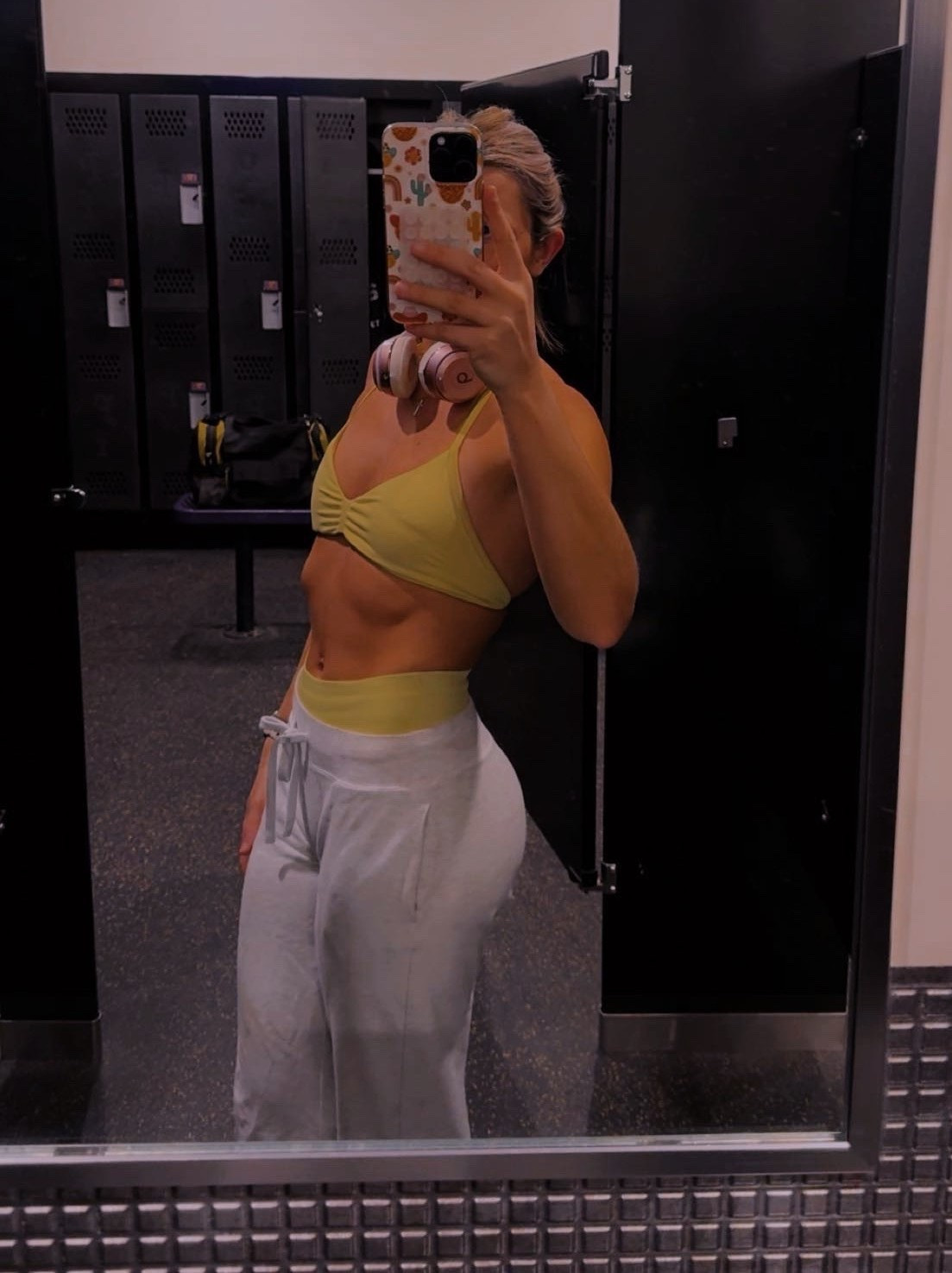 the viral garage pants 🍑 

#LTKcanada #LTKfitness #LTKcurves