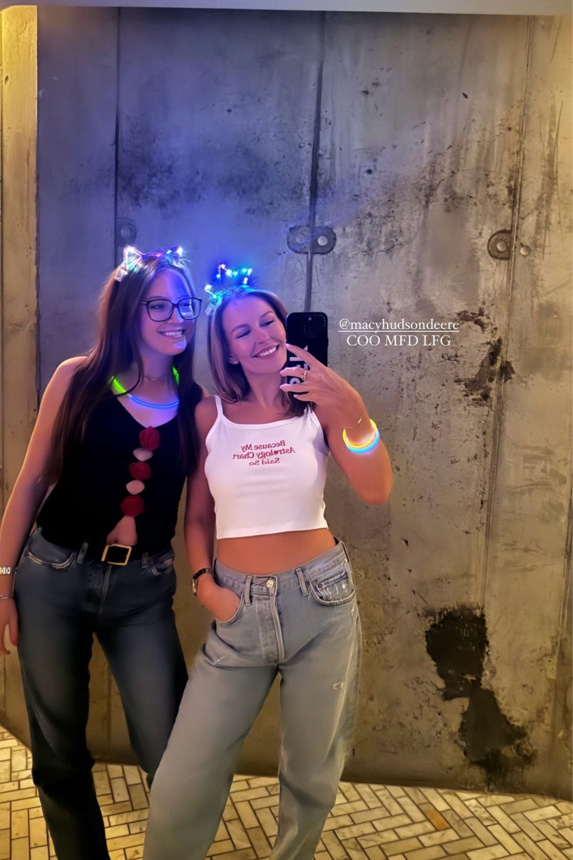 Tank is Mayfair group!

#LTKstyletip #LTKSeasonal