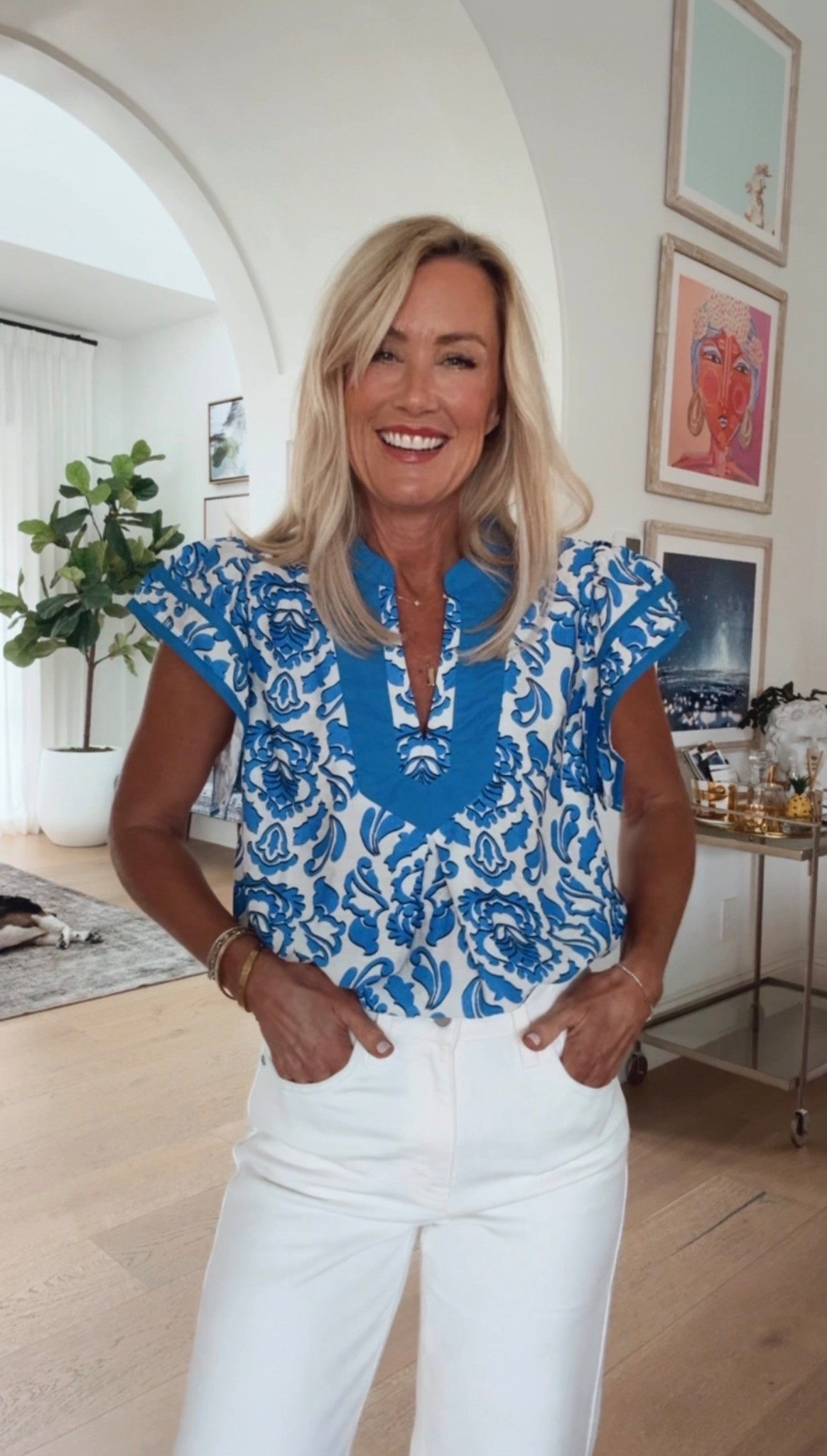 Loving this new Avara drop!

Top: Small
Jeans: 25 (size down)

#LTKootd #LTKgrwm #LTKSeasonal