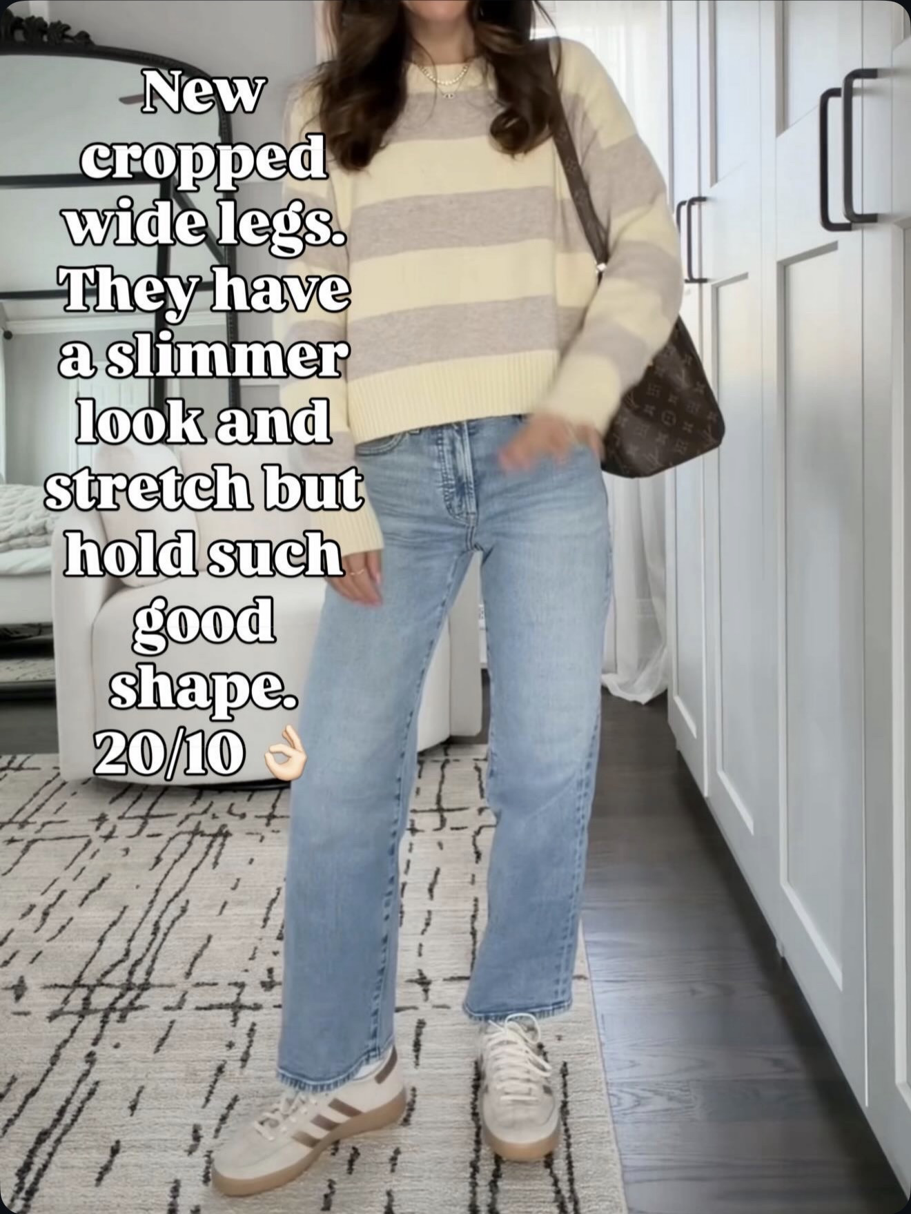 New cropped wide leg jeans with a slimmer fit that still have stretch and hold their shape 🔥 🔗⬇️

#LTKSeasonal #LTKOver40 #LTKootd