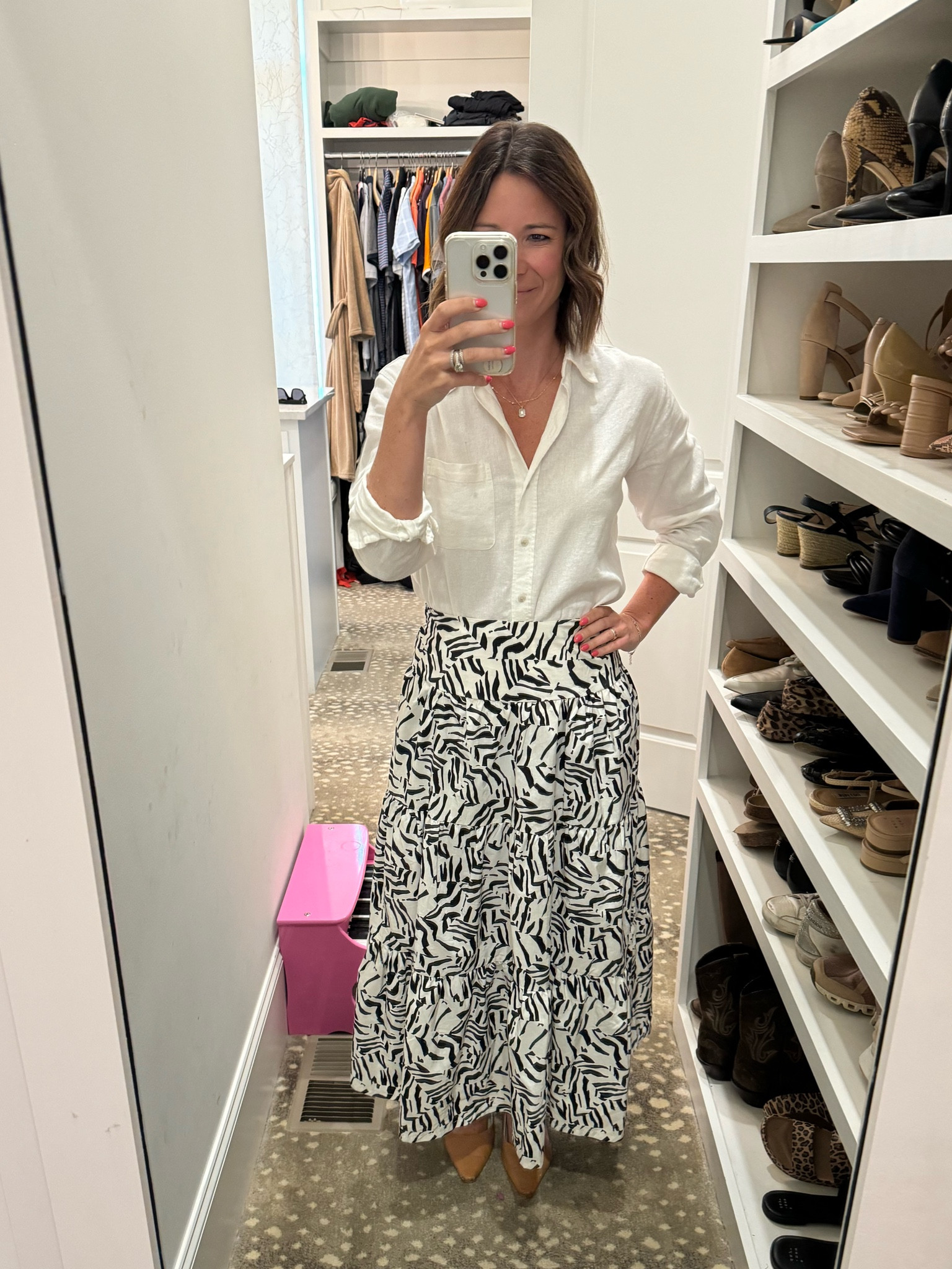 Work day and love this skirt can be date night/vacation/office. 🫶

#LTKWorkwear #LTKFindsUnder50 #LTKStyleTip