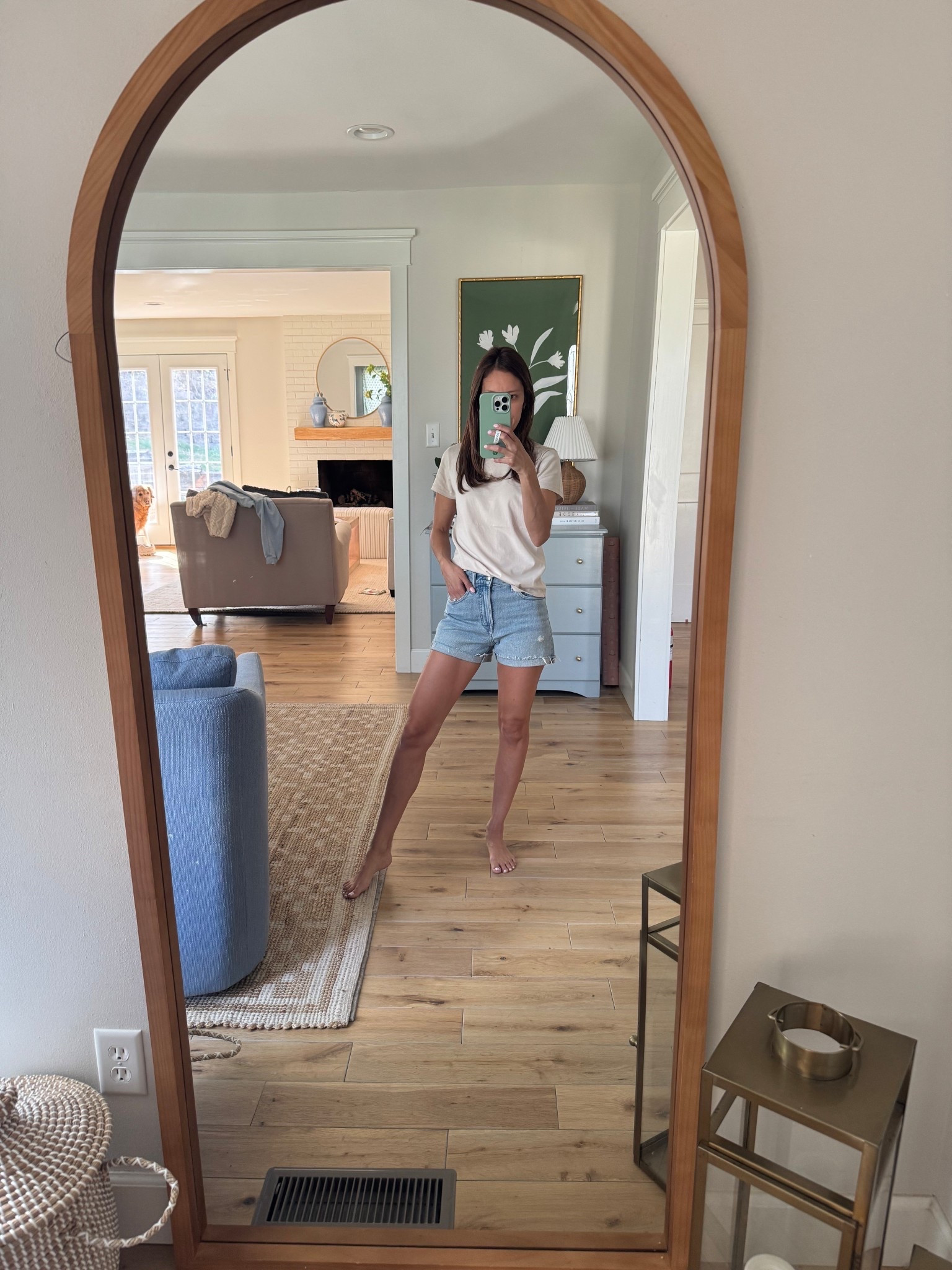 I guess I’m in my Jean short era-another good one! Love the light wash on these

Got my normal size 23, but they run a bit small I would say. 

Jean shorts, mom jeans shorts, light jean shorts

#LTKgrwm #LTKSaleAlert #LTKmomlife