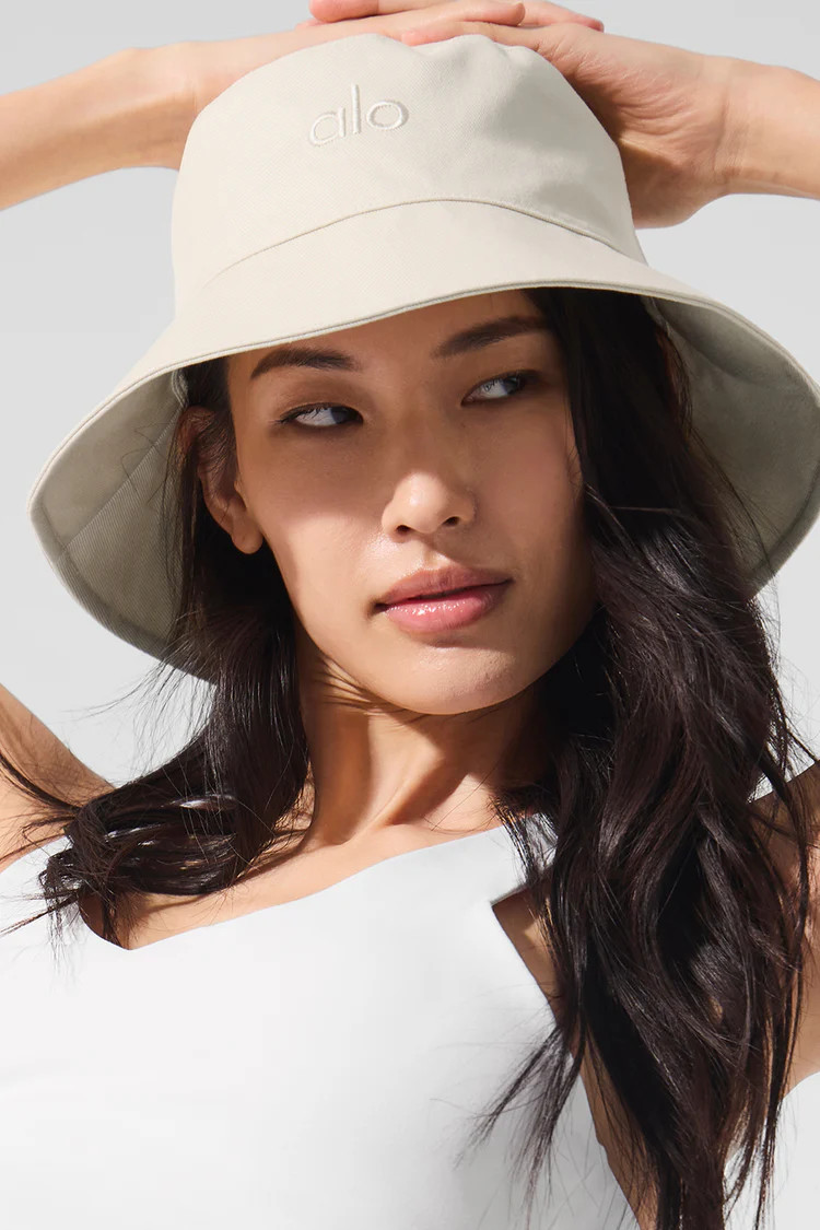 Weekender Bucket Hat | Alo Yoga (US)