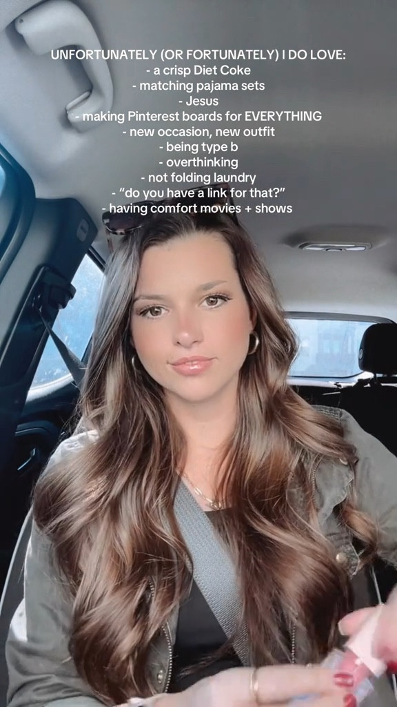 // a little bit about me!! follow along for story times, vlogs, routines, day in my life, my fitness goals + of course try-ons, gift guides and all the fun other things (check my group chat for some daily check-ins!) // 

#LTKdayinmylife #LTKvlog #LTKgrwm