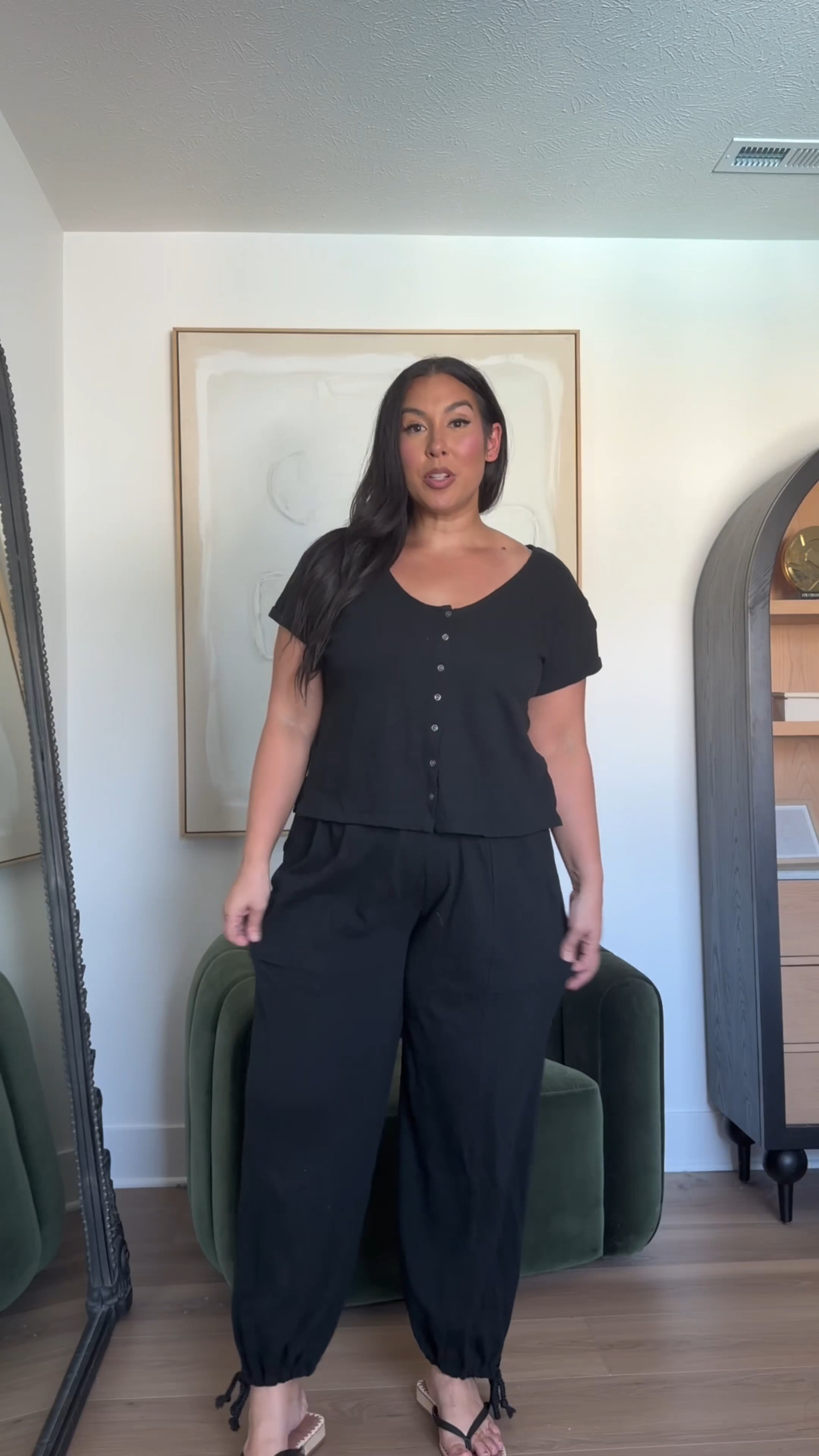 These balloon hem pants are so cute, soft belly friendly! 

Top: XL
Pants: XXL

target fashion, target finds, affordable outfits, fall outfit ideas, mid size fall outfits, fall trends 

 #LTKootd #LTKMidsize