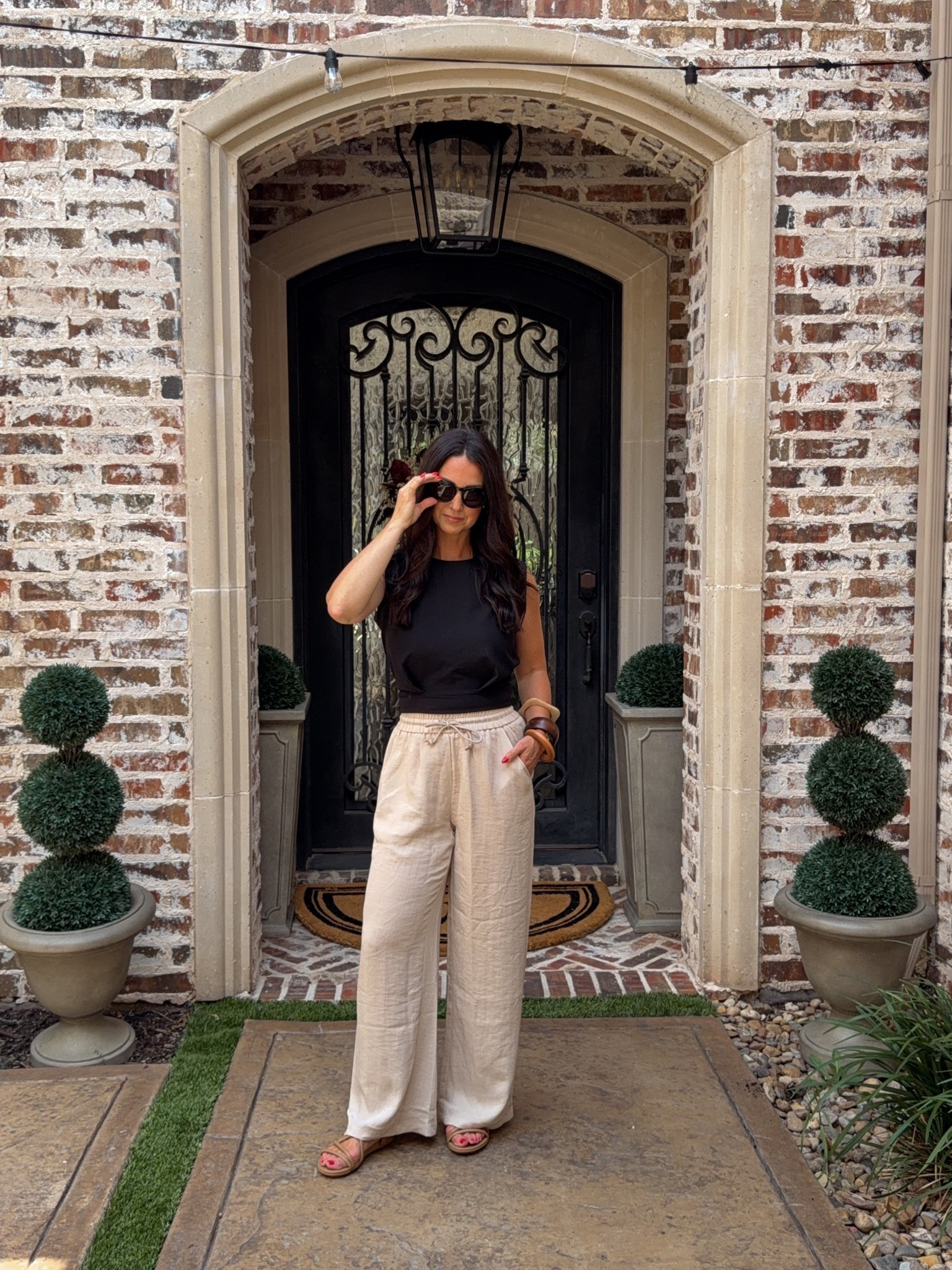 Probably the best linen-feel pants I’ve tried! This is the regular length, order tall if you have longer legs. Under $50!

#LTKOver40 #LTKSeasonal #LTKootd