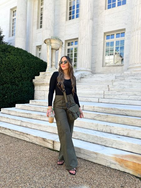 Embracing the cargo trend like never before! Also, here for the army green vibes. These cargo pants are super soft and stretchy, love how effortlessly stylish and versatile they are. Size down if you’re in between sizes. They are only $30, comes in black and mauve.

Use IRIS at Melinda Maria for 10%off

#LTKworkwear #LTKitbag #LTKstyletip