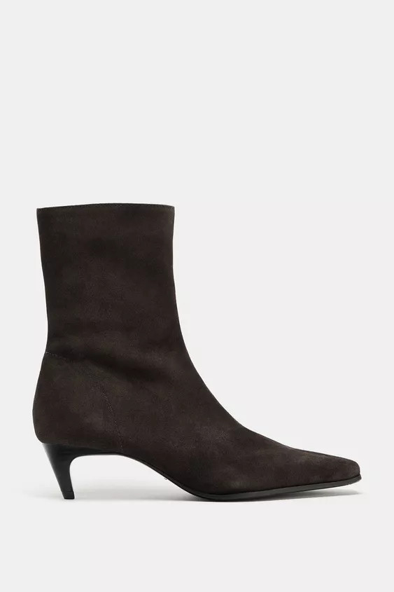 SOFT LEATHER ANKLE BOOTS | Zara UK
