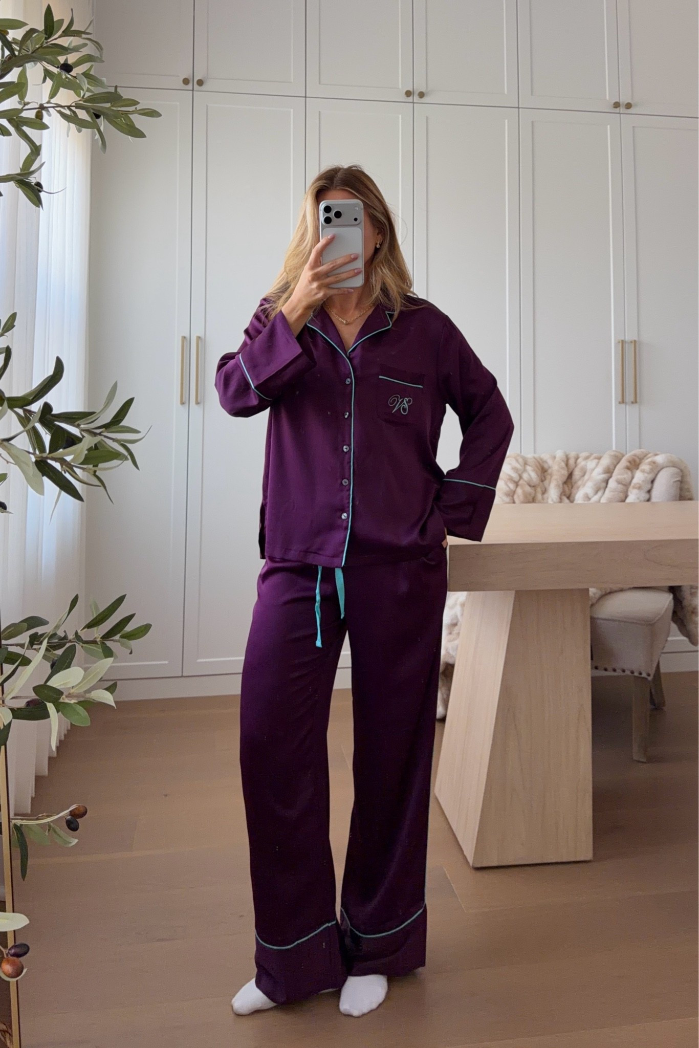 these jammies are some of the most breathable i’ve ever put on! so comfortable! i’m wearing a small (small short, on the pant) and i’m 5’3! the bra and undies run true to size, if you’re in between i’d go up in the bralette. @victoriassecret  #vspartner