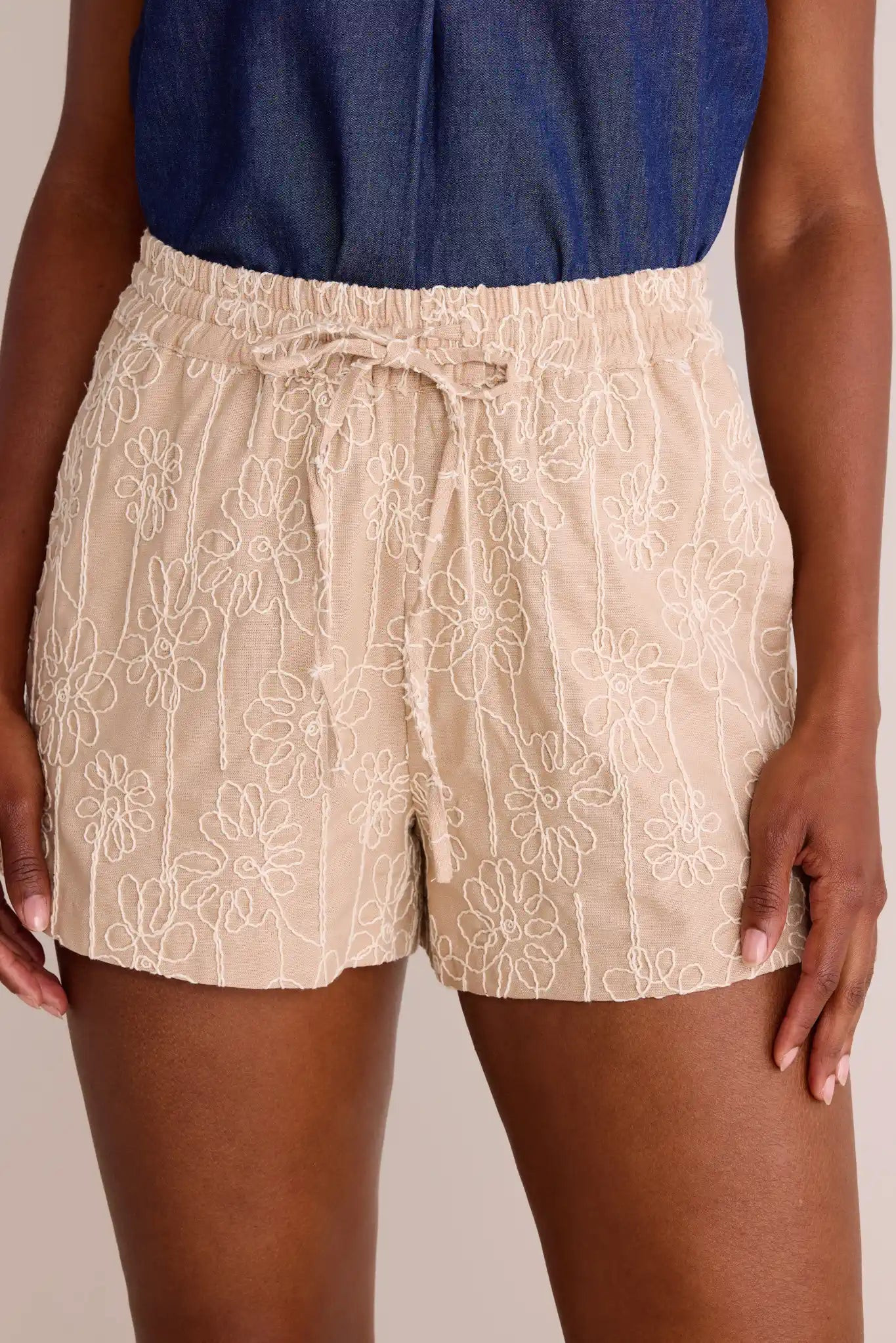 Giana Shorts | Avara