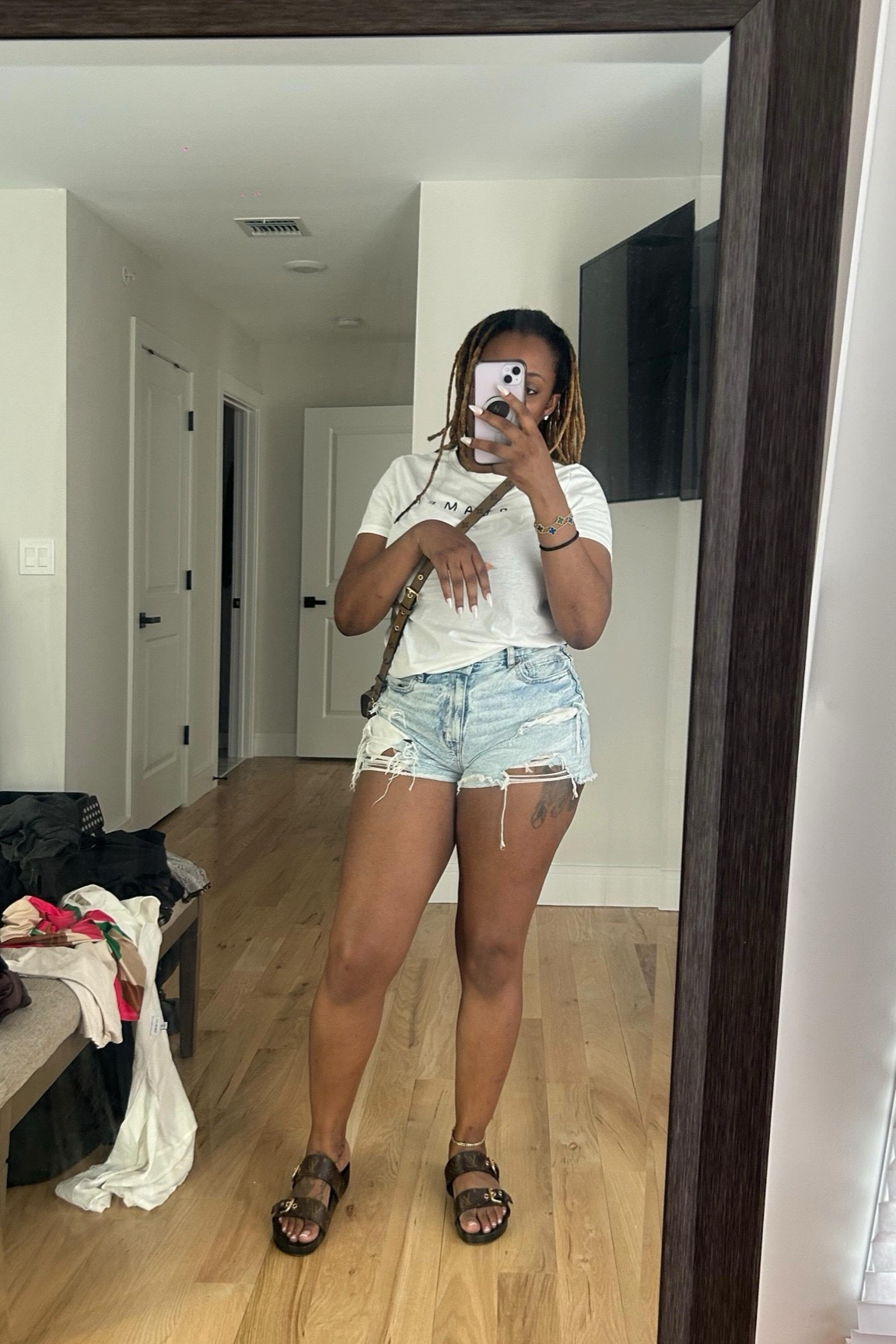 AMERICAN Eagle is doing an extra 15% OFF today only!! Run don’t walk to get these shorts 😍❤️

#LTKstyletip #LTKsalealert #LTKSeasonal