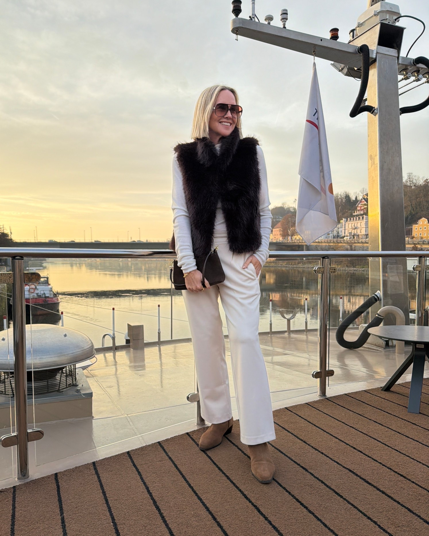 Dinner on board at Passau

Size L in long sleeve top 

Vest: Husk 
Boots: FRANKIE4 Shadow
Pants: Bugatti (bought in Passau)
Sunglasses: Valley Eyewear Bang Bang chocolate 

#LTKtravel #LTKaustralia #LTKover50style