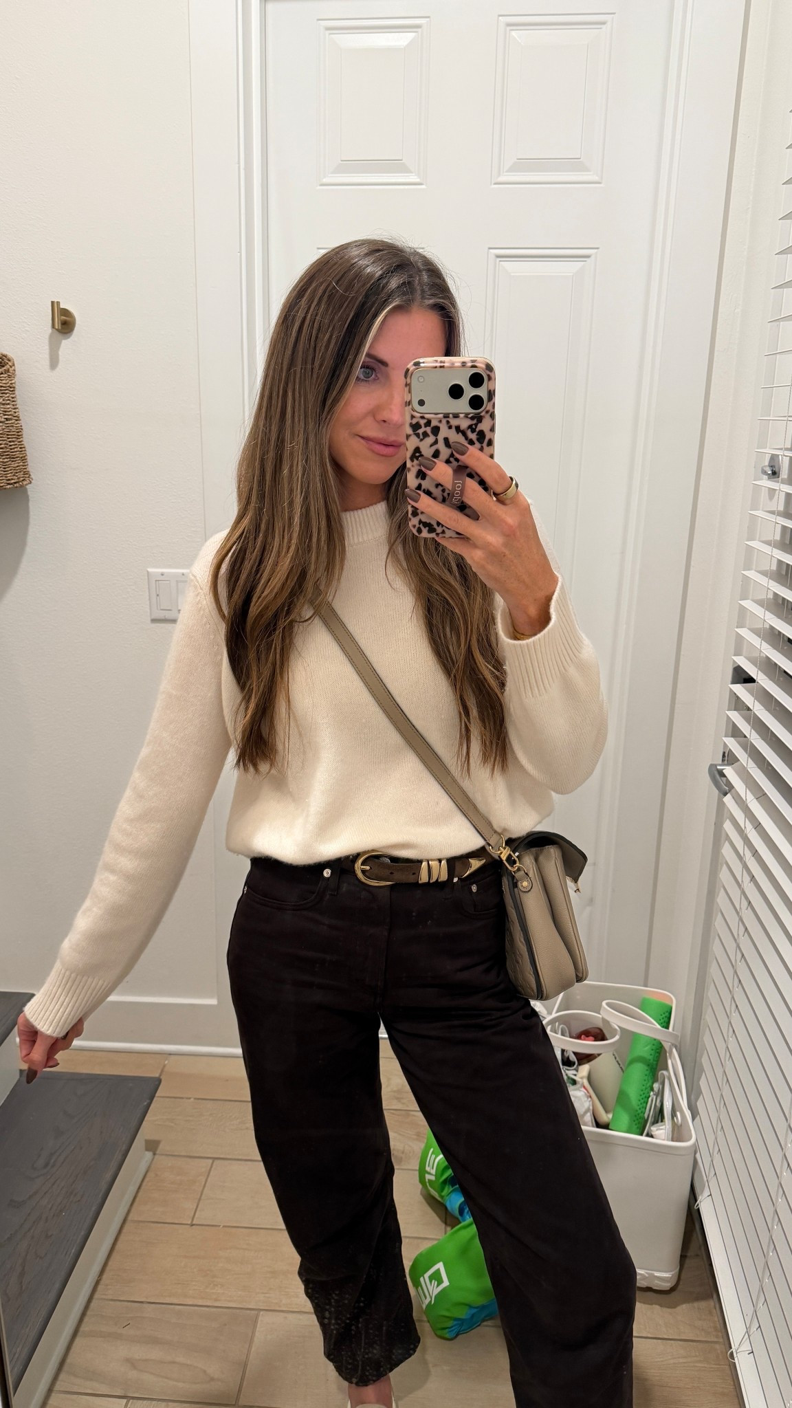 I’ve been wearing this cashmere sweater daily in FL - perfect for draping over your shoulders and wearing for the cooler evenings!! It’s only $50 right now at Quince!! Amazing deal and comes in tons of colors!! Wearing size small! 

#LTKTall #LTKCyberWeek #LTKFindsUnder50