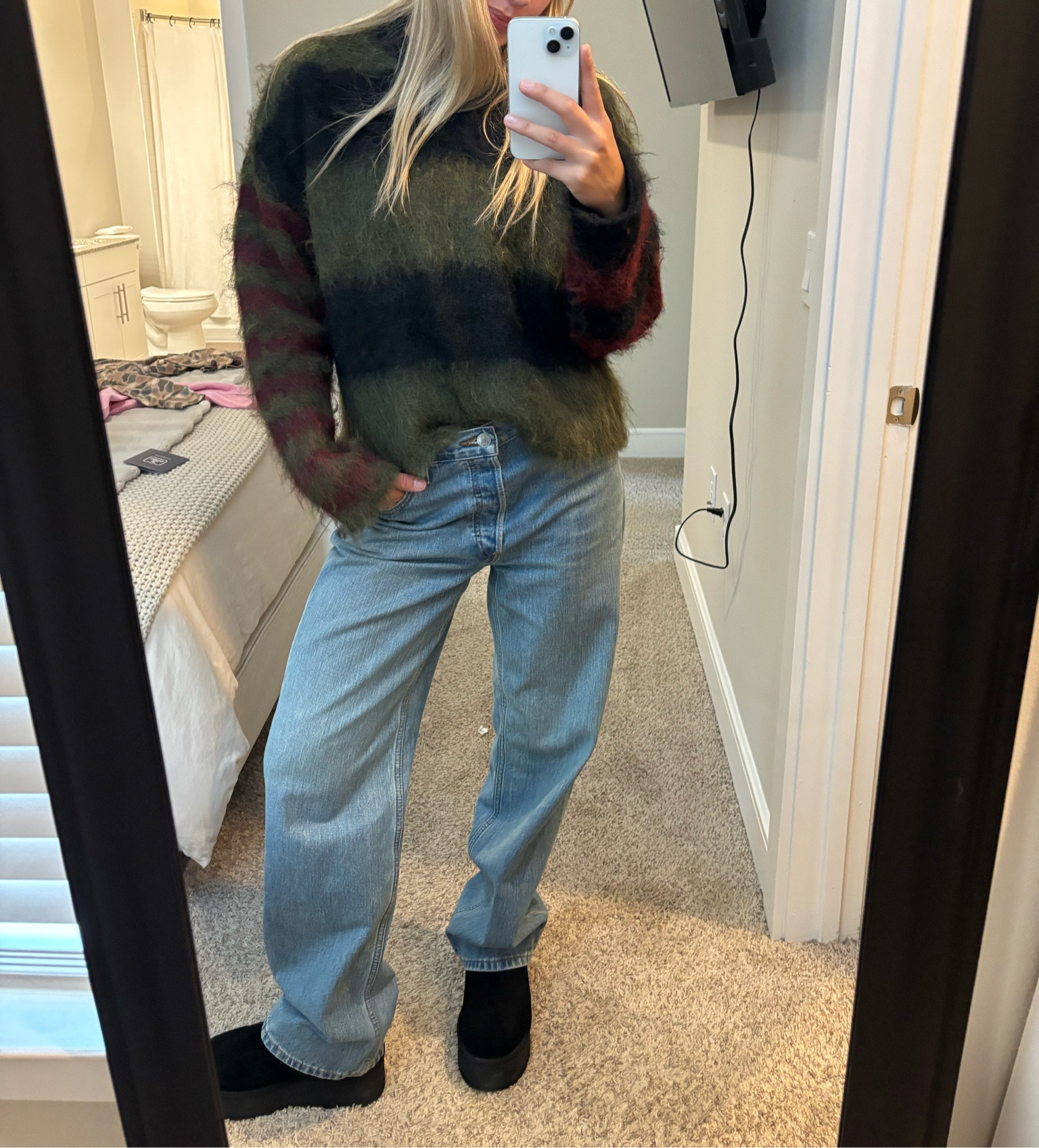Pumpkin patch outfit 

Sweater is the ragged priest  


#LTKSeasonal #LTKHoliday