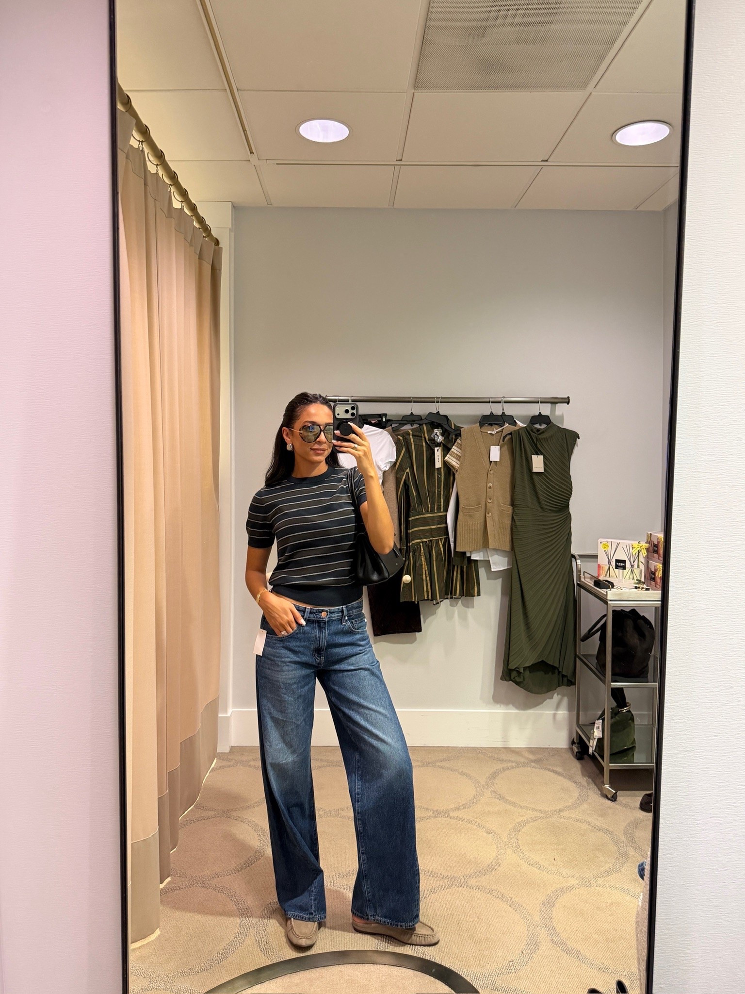 Fall outfit 🍁🍂 Wearing size S cotton & cashmere blend sweater t-shirt, low rise jeans run big (could size down) 


fall fashion, nsale, nordstrom sale, nordstrom anniversary sale, nordstrom sale outfit, sale outfit, fall shoes, mom outfit, postpartum outfit, casual outfit, casual chic outfit, ag jeans, designer jeans

#LTKSaleAlert #LTKSeasonal