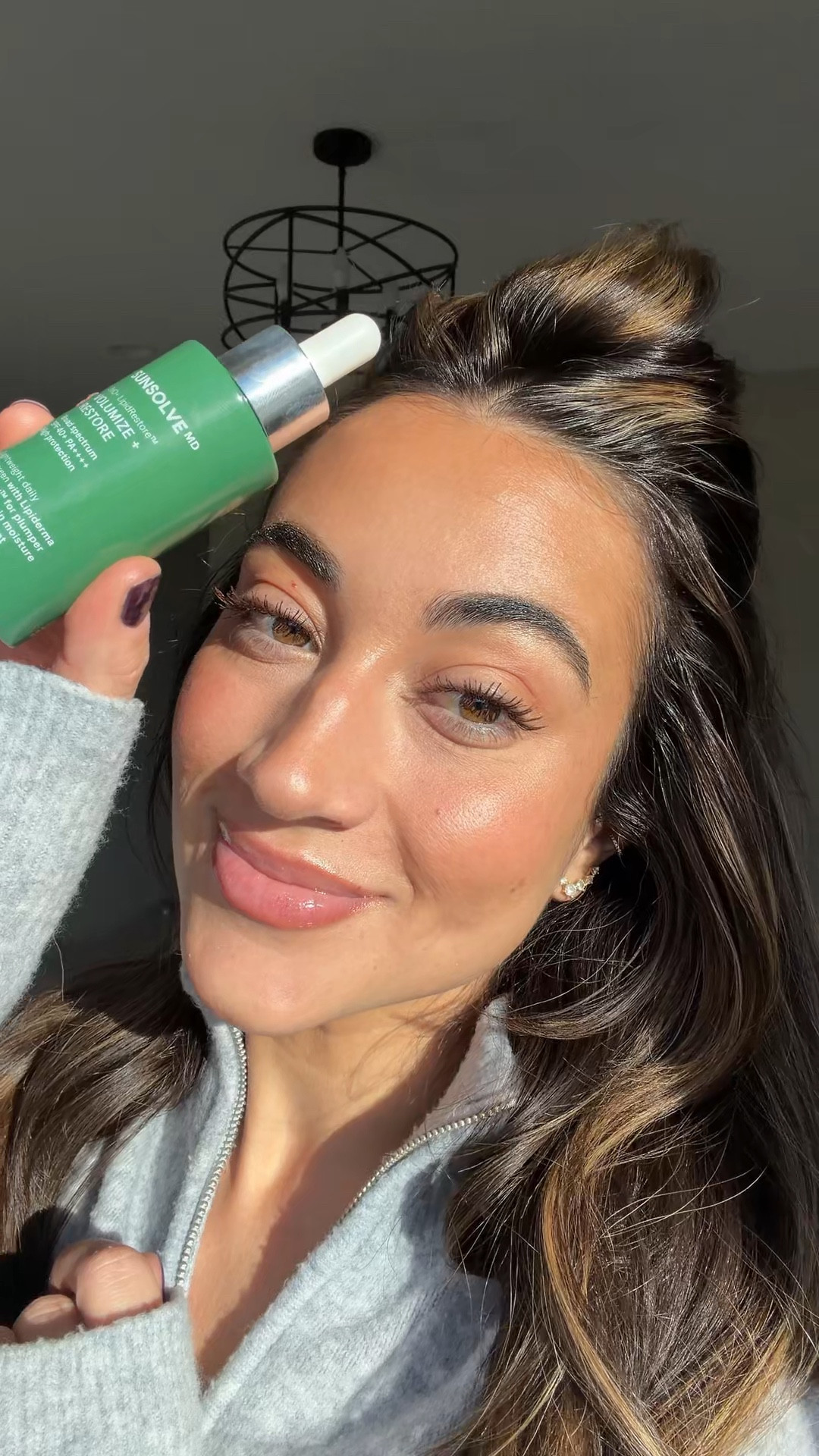 a summertime glow in the middle of winter ❄️
The LipidRestore Volumize + Restore SPF40 from @sunsolvemd has been key for making my skin look smoother, firmer, and super hydrated in these dry winter months! It’s a one-stop shop for morning skincare that hydrates, protects, and wears perfectly under makeup! Leave any comment and I’ll send you a link to these products! #sunsolvepartner  #SunsolveMD #LipidRestore #WinterSkinRoutine #FindYourSolve #ad 
