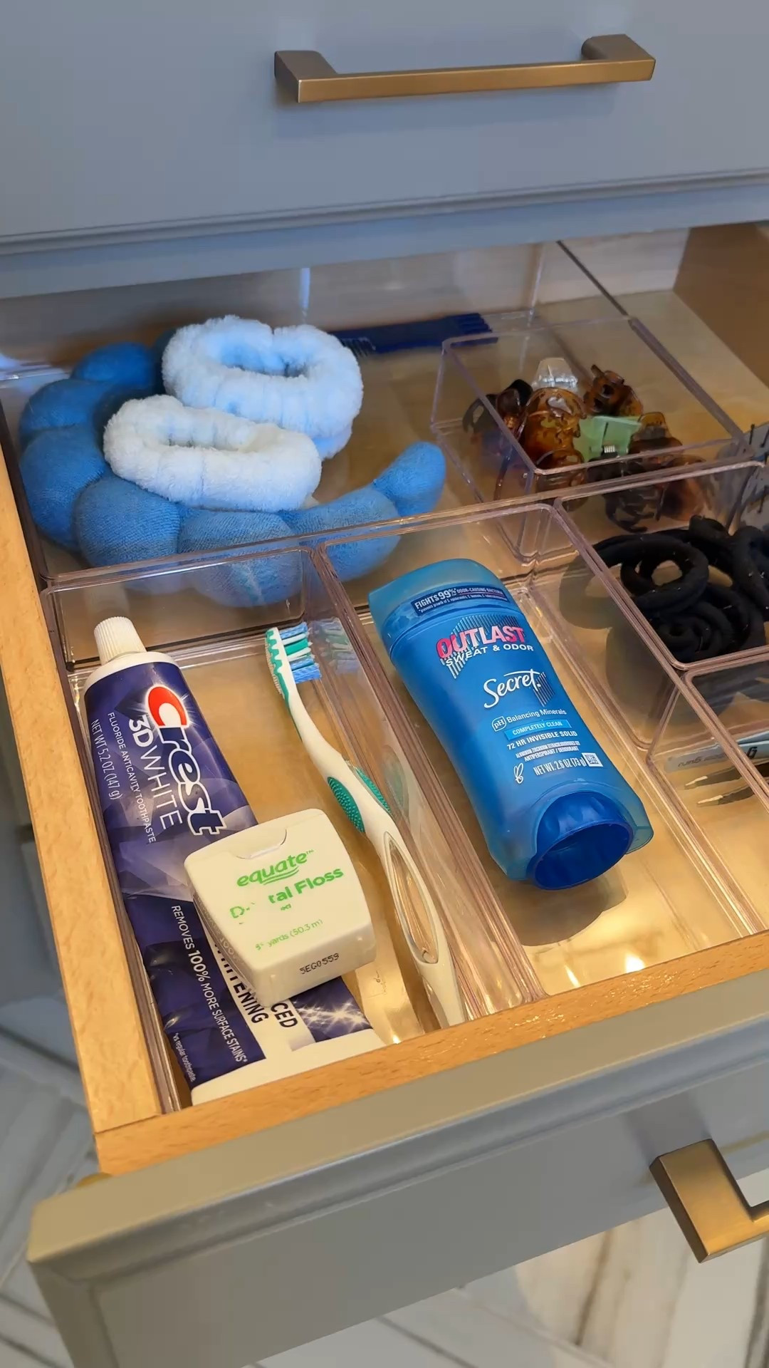 A little bathroom drawer refresh from @target #target #organization #bathroomrefresh

#LTKBeauty #LTKHome #LTKselfcare