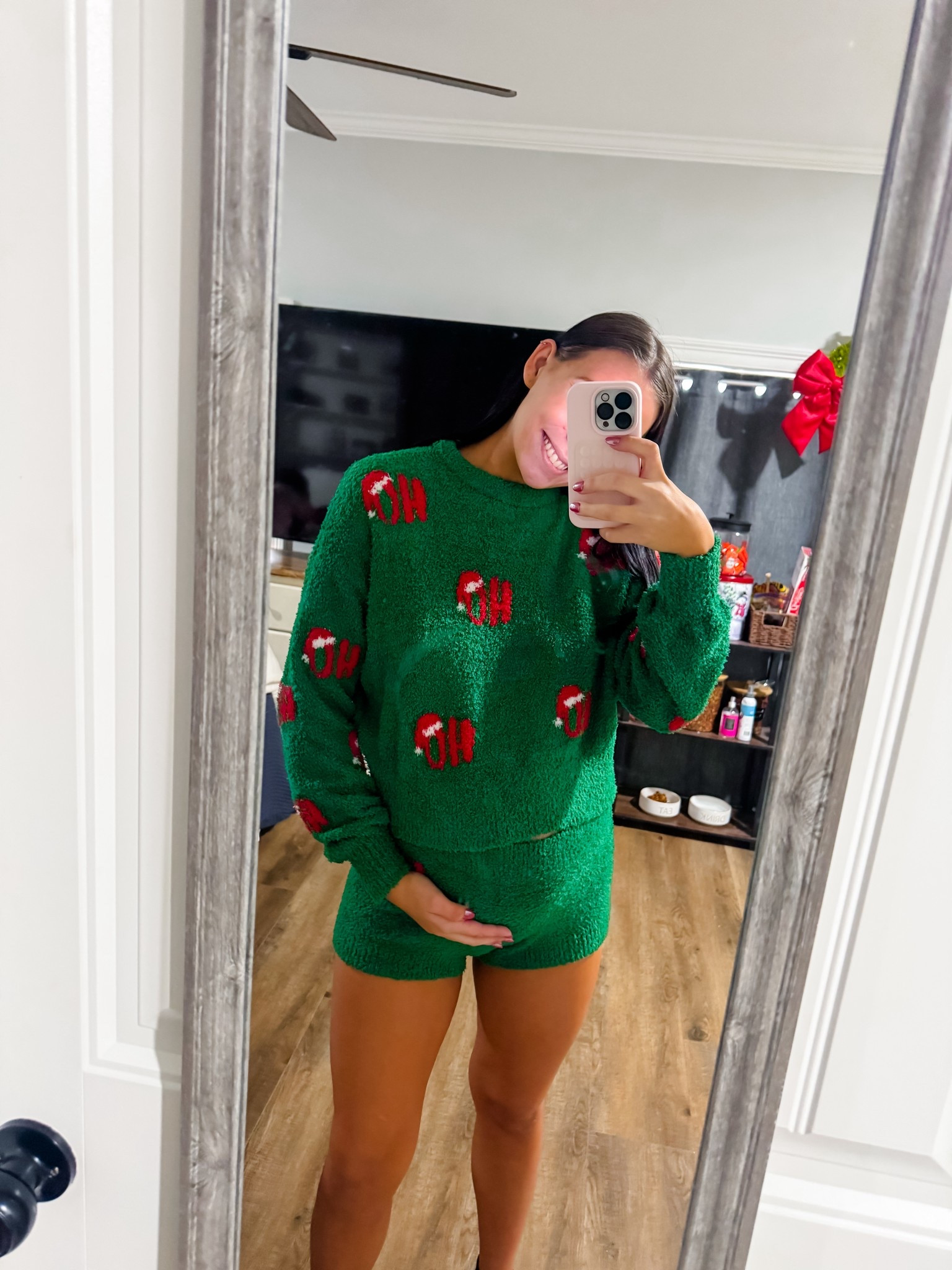 Christmas Eve Morning OOTD!

#LTKootd #LTKHoliday #LTKBump