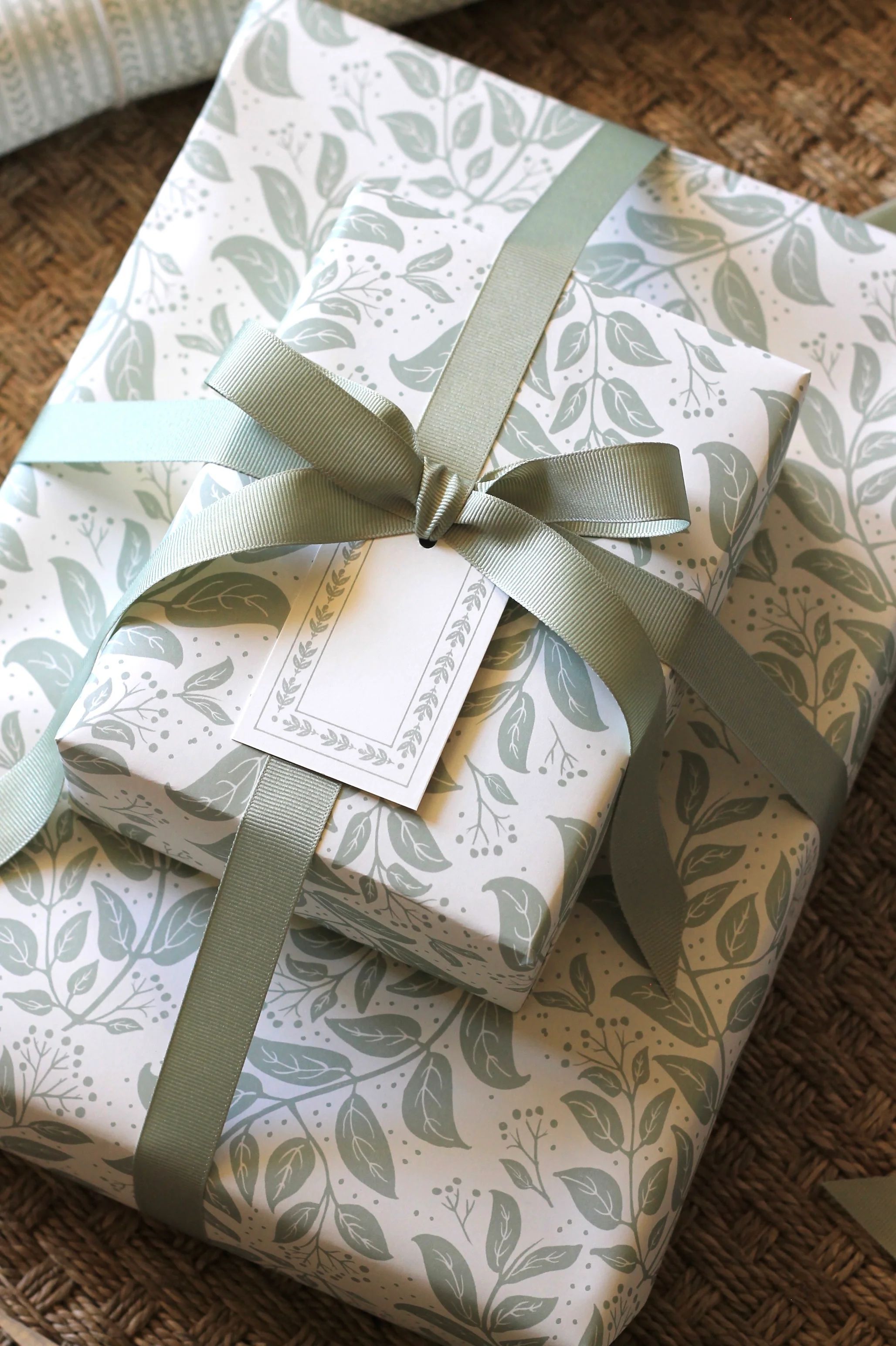 Privet Hedge Wrapping Paper in Seaglass | JSH Home Essentials