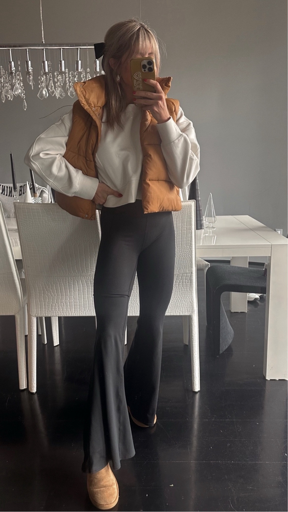 Carpool chic with this elevated mom fit 

#LTKfindsunder100 #LTKover40 #LTKSeasonal