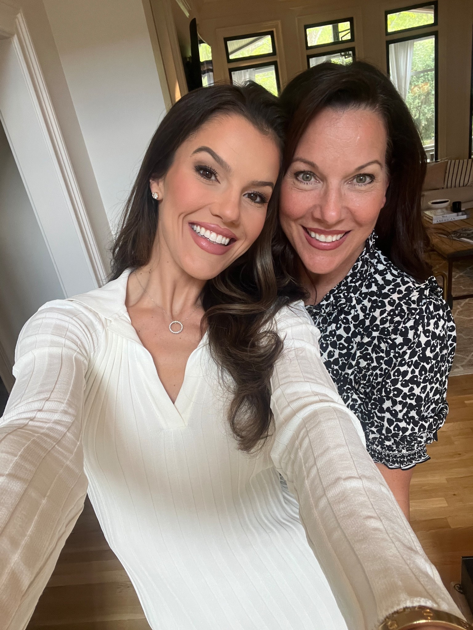 Linking dress & lil combo.

1 - line lips with smitten (if it’s sold out, it usually restock pretty quickly) 
2 - blend in the inner part of the line with the tower line in shade “fill me in” 
3 - apply the lipstick in the pillow talk fair shade! 

#LTKBeauty #LTKSeasonal #LTKFindsUnder50