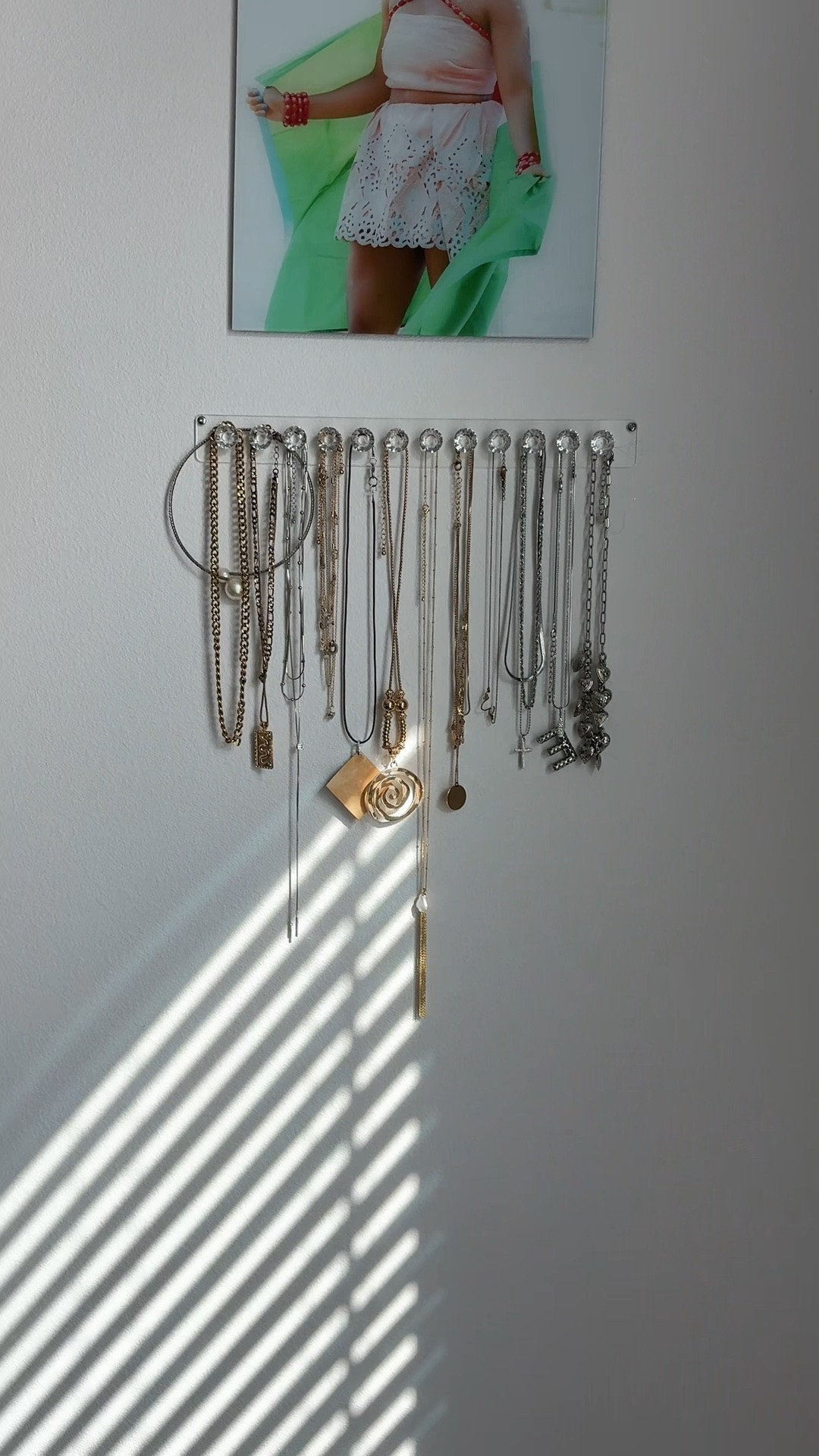 I just love a good clear organizer 😍✨  

My glasses holder and necklace holder match perfectly and I love how clean everything looks displayed together 🤍  

#ltkhome #ltkfinds #organizationideas
#jewelryorganization #necklaceholder #glassesholder
#accessoryorganization #aesthetichome #dresserdecor
#homeorganization #organizedliving #amazonfinds

#LTKHome #LTKSaleAlert