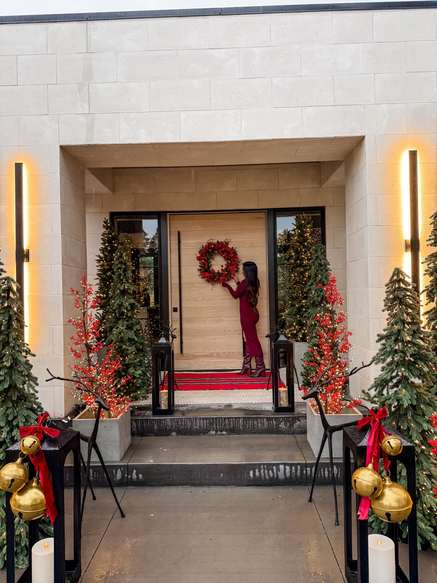 Christmas front porch! So many skinny pine trees! I layered the Stewart Plaid rug over the Monterey and they look perfect. This wreath is no longer available so I’m linking some similar options.

#LTKHome #LTKSeasonal #LTKHoliday