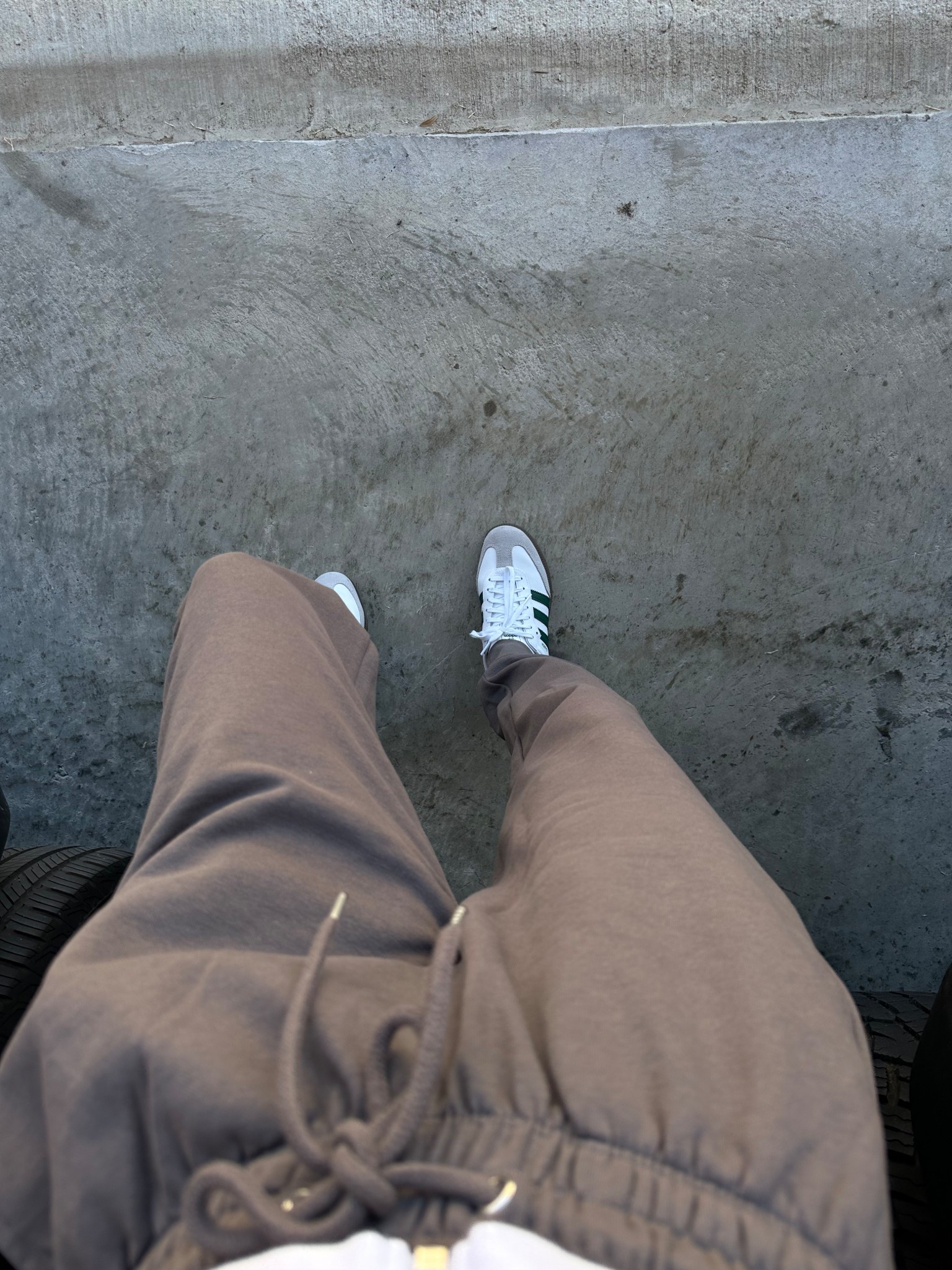  comfy vibes >


#LTKootd #LTKFindsUnder50 #LTKSaleAlert