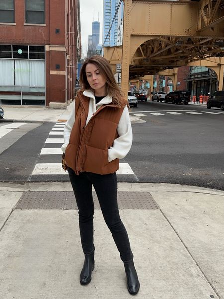 Cloudy January days…☁️

Puffer vest: Amazon
Chelsea Boots: @beckettsimononwomen
#beckettpeople

#LTKSeasonal #LTKshoecrush #LTKstyletip
