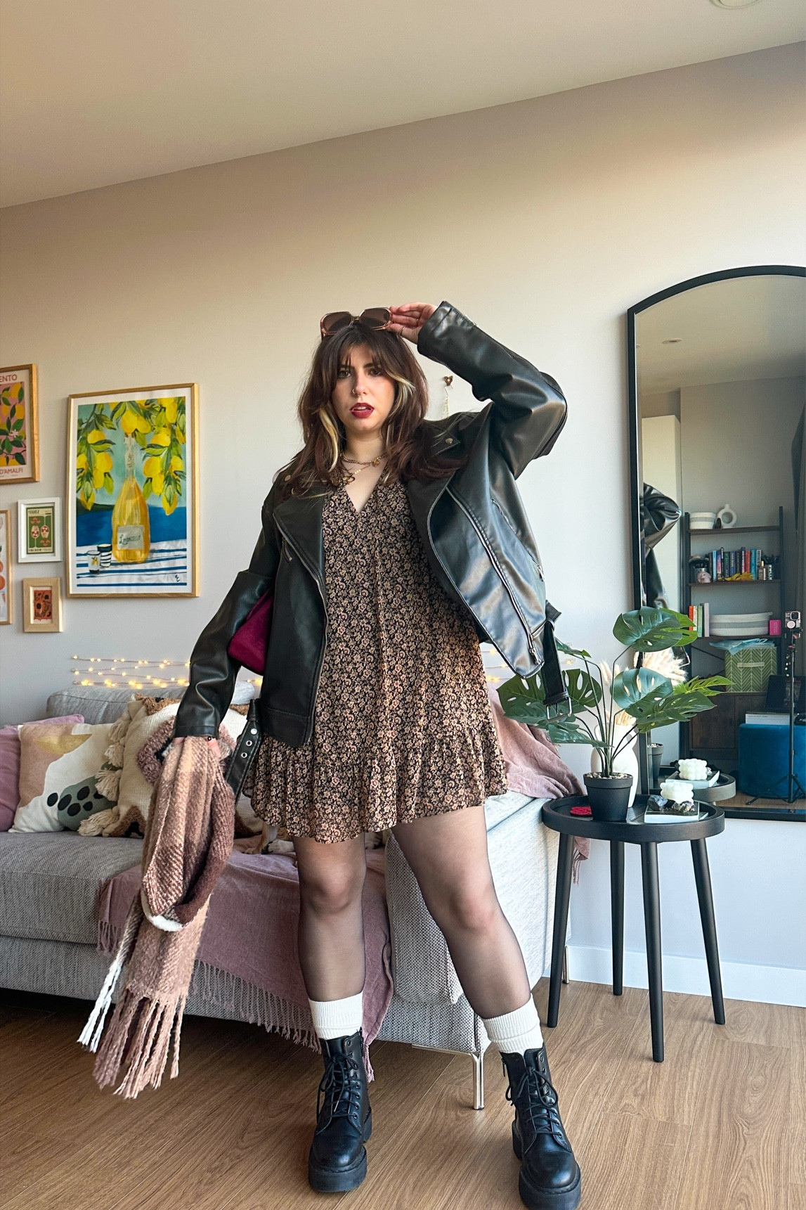 cosy autumn outfit
dress, jacket, & slouchy socks from primark
scarf: hollister
sunglasses: sol kyst
boots: dr martens
bag: old simply be 

#LTKSeasonal #LTKMidsize #LTKStyleTip