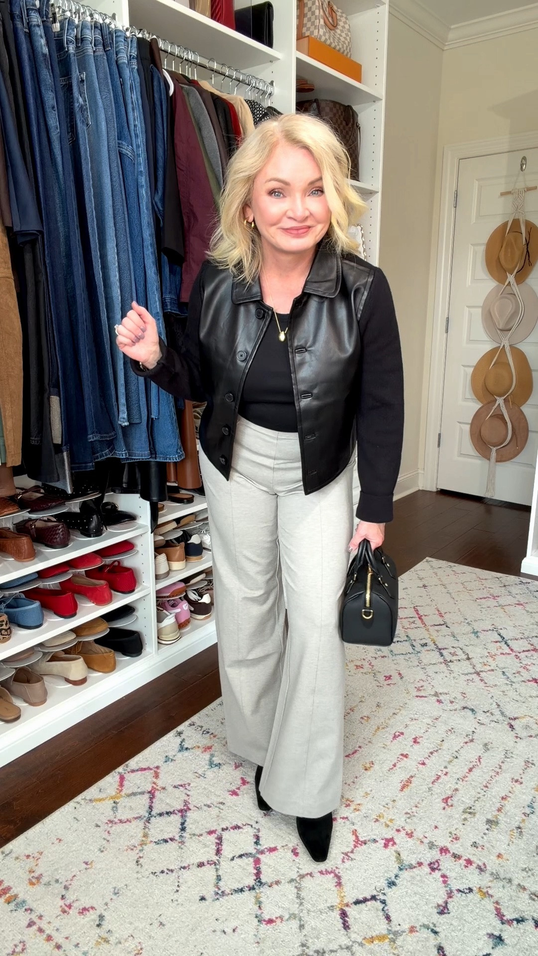 Want to look put-together but comfortable at the same time? Here you go! Love these pants so much I have them in regular length to wear with a little heel (like here) and also in petite to wear with flats. 

Fall outfits women over 50
Ponte knit
Stretchy pants 
Work outfit
Fall jackets

#LTKOver40 #LTKPetite #LTKWorkwear
