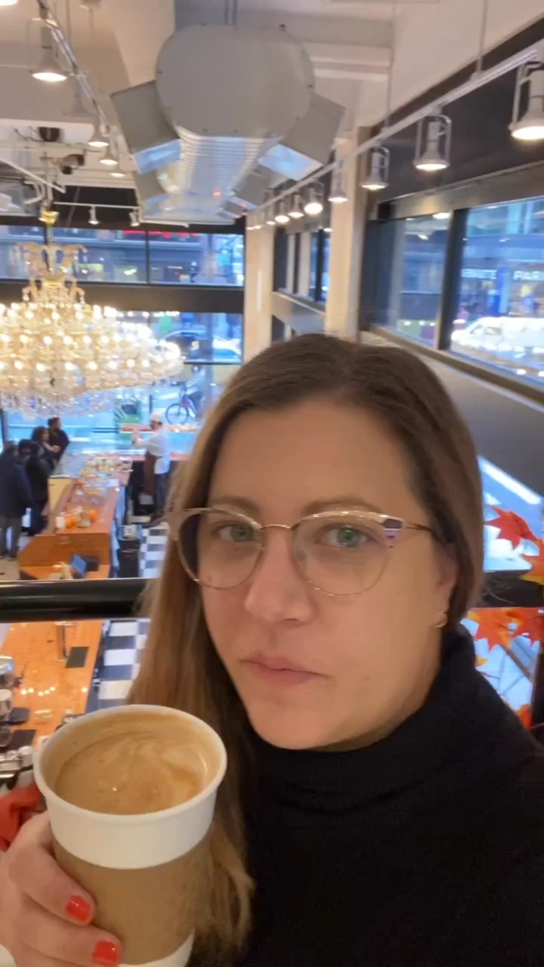 A mid morning date with myself at a new favorite French bakery and cafe @marvelousbyfred !#midmorningdate #selfcare #frenchbakery #frenchcafe #latte