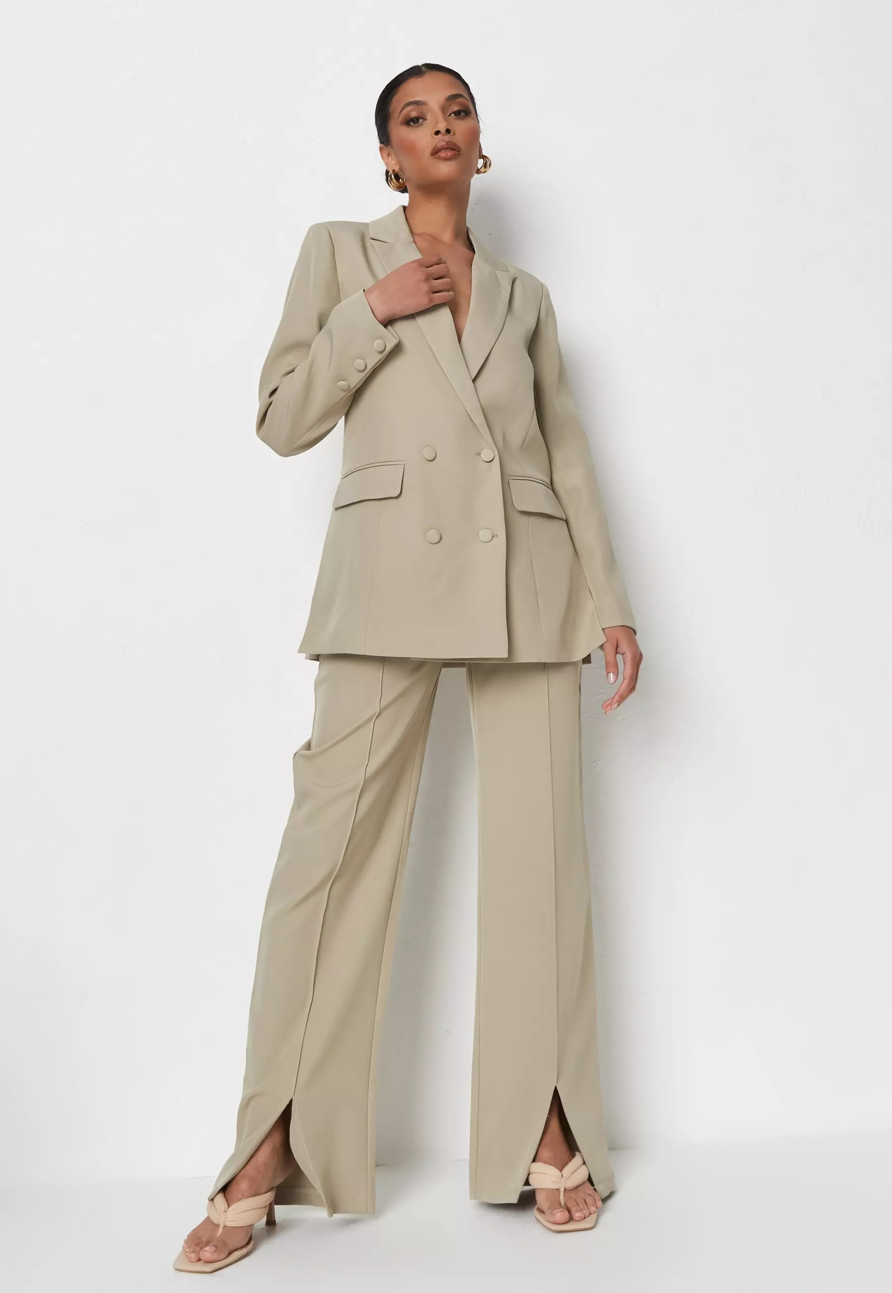 Khaki Tailored Longline Blazer | Missguided (US & CA)