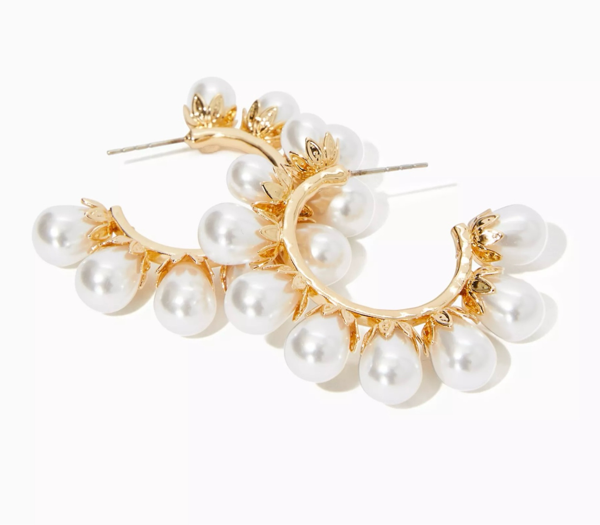 I’m in love with these pretty pearl earrings on sale during Lilly’s Sunshine Sale💗💚

#LTKFindsUnder50 #LTKWedding #LTKSaleAlert