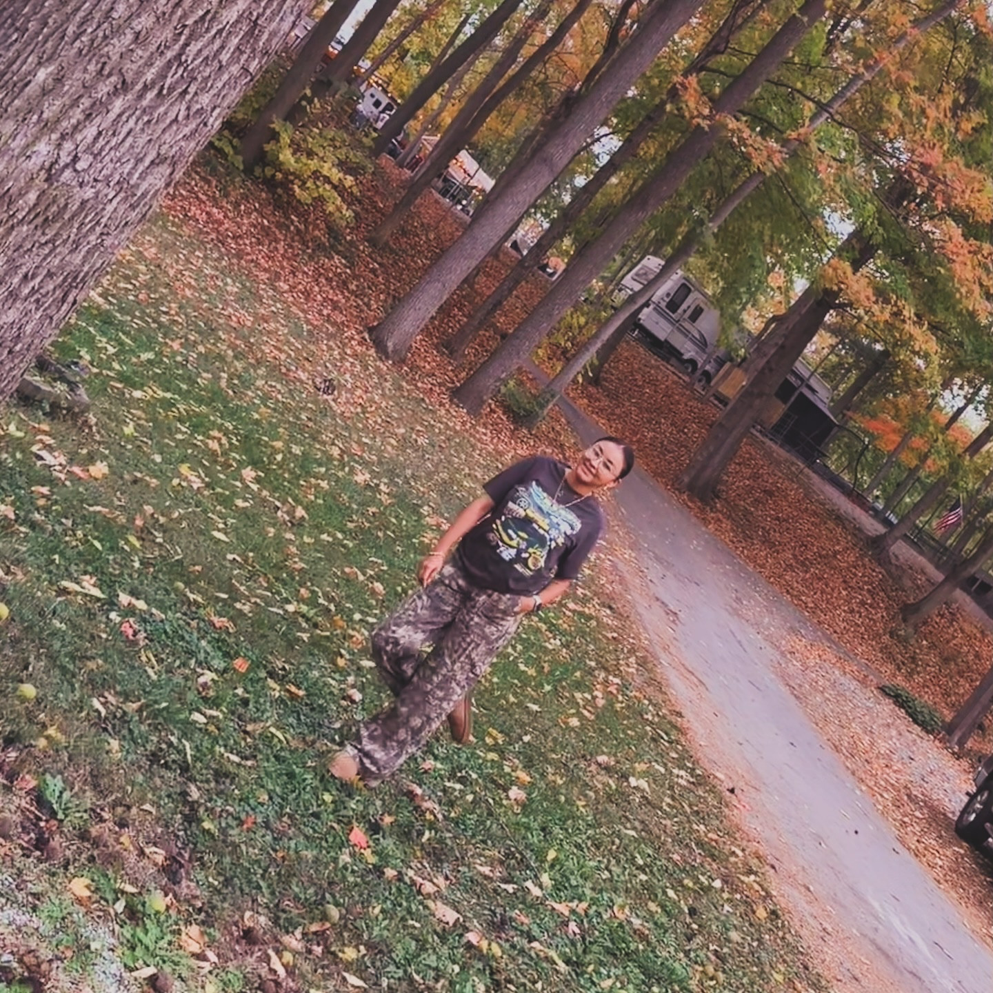 Pretty fall views 🍂📔🍄☁️🐿️ 

#fall #autumn #autumnvibes🍁 #ootd #outfit #outfitoftheday #weekend #cozy #outfitinspo