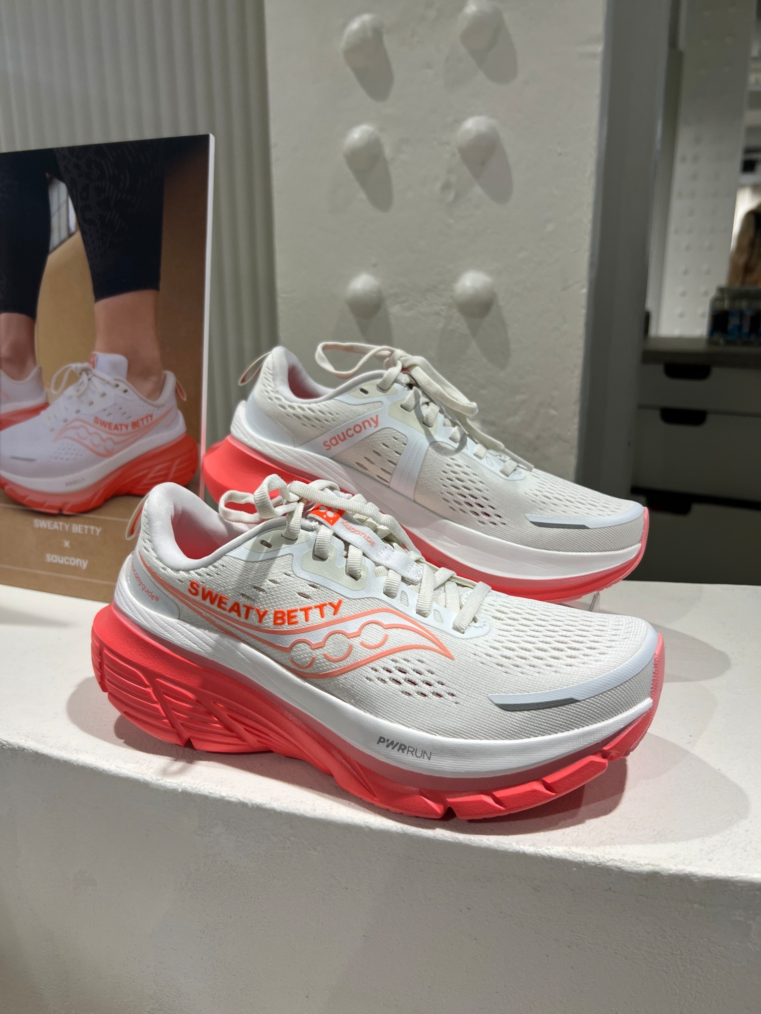 Sweaty Betty x Saucony Glide 18 running shoes in white / coral 

Running shoes, every day running shoes, new launch, marathon training, running outfit, half marathon, zero gravity, running top, running leggings

#LTKuk #LTKfitness #LTKshoes