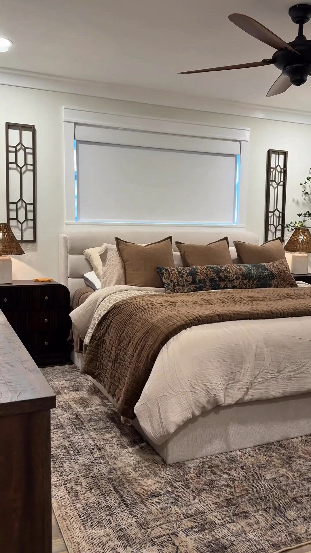 I can’t get over this new rug from @Joon Loloi! It is stunning in every possible way and soft just like we like! 

#LTKdayinmylife #LTKHome