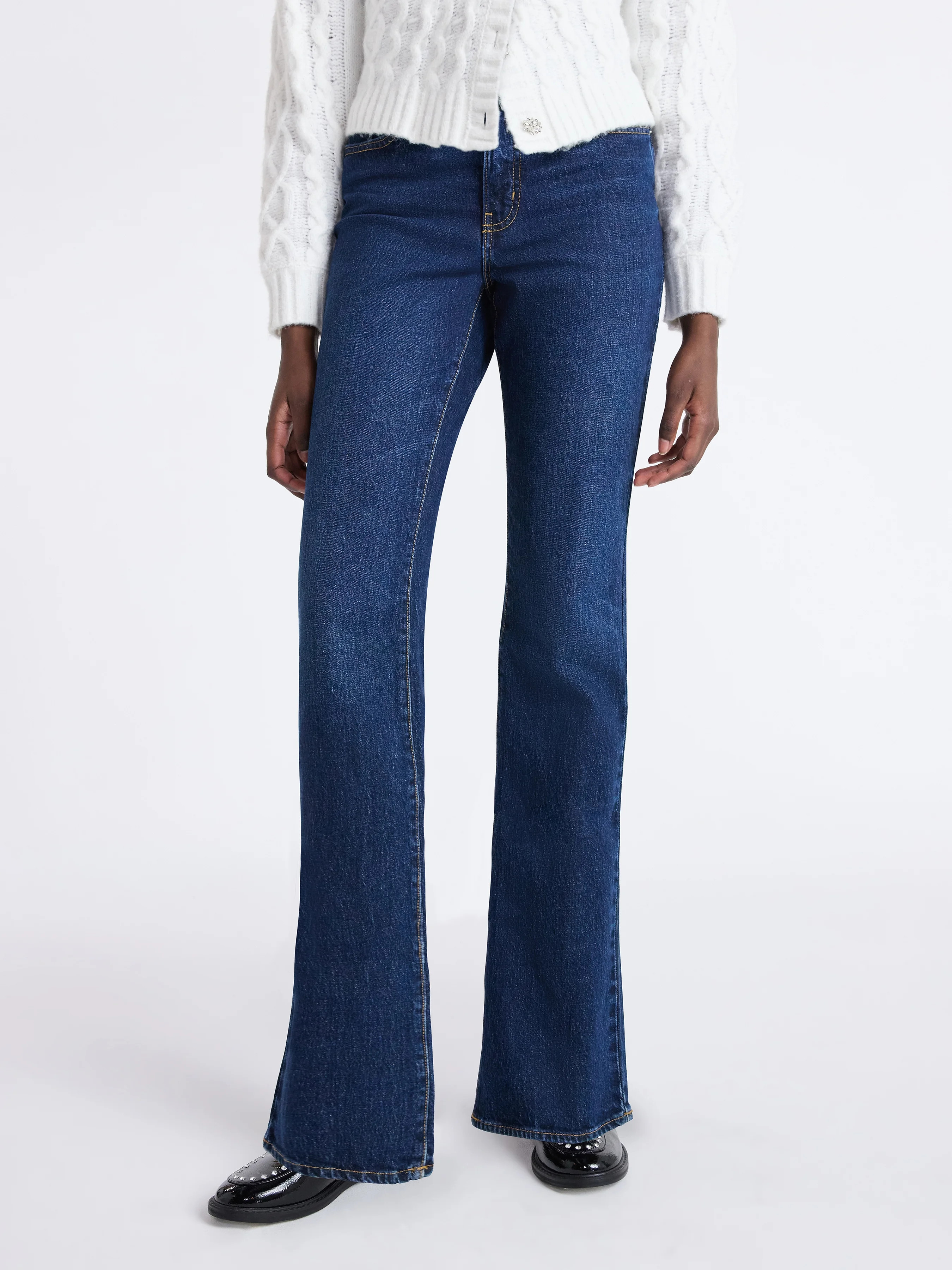 Free Assembly Women's Mid Rise Full Length Bootcut Jeans, 32" Inseam, Sizes 0-20 | Walmart (US)