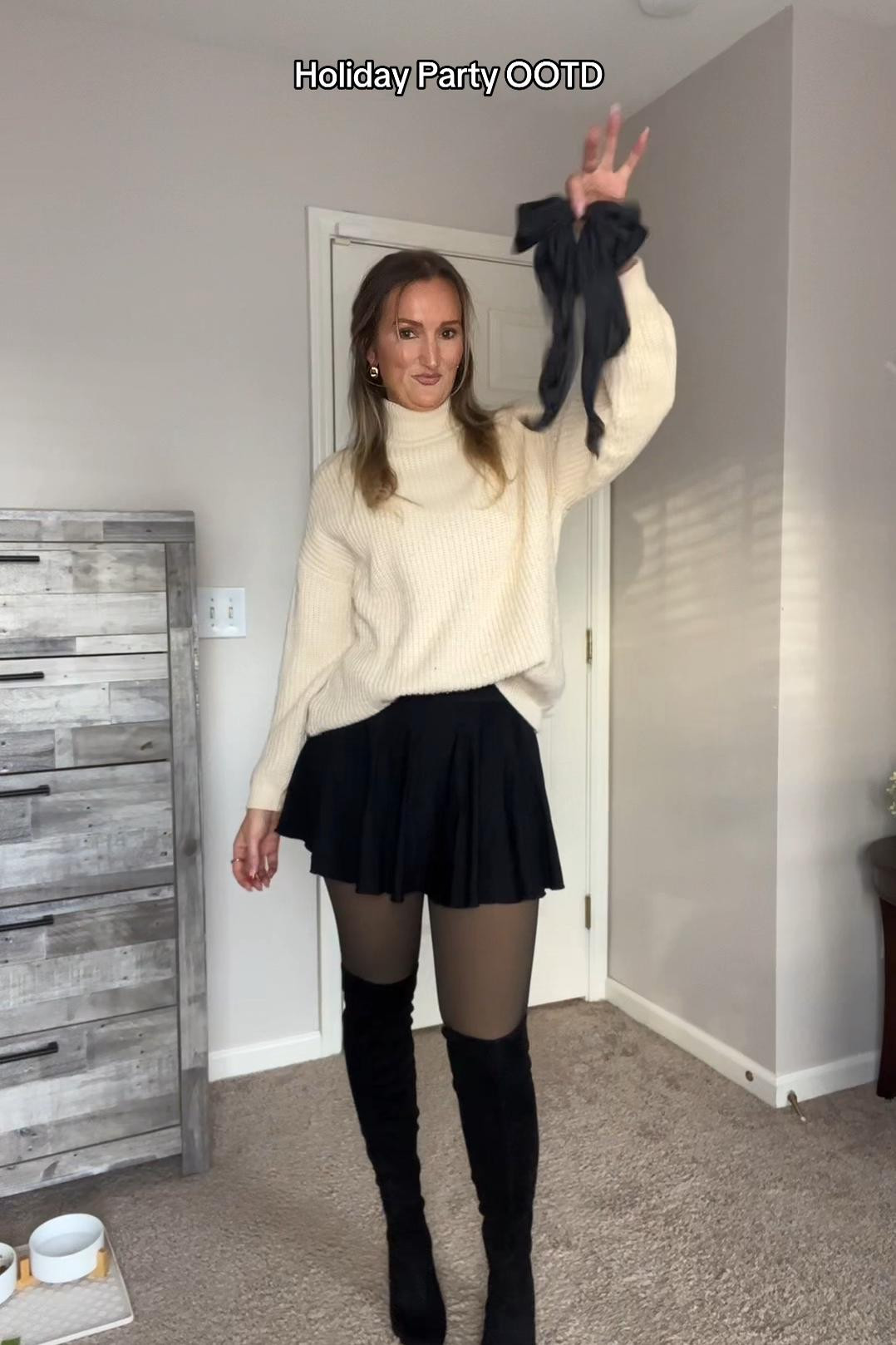 The cutest outfit idea!! 

OOTD / black skirt outfit / outfit with bow / black boots 

#LTKWatchNow #LTKStyleTip #LTKHoliday