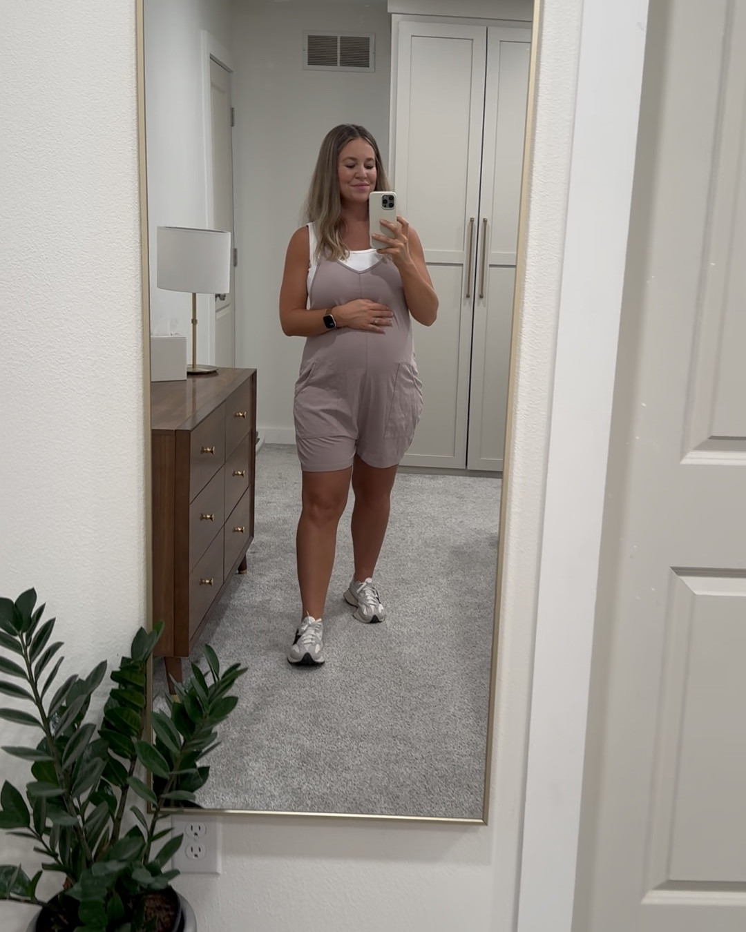 Cute, comfy maternity outfit!

#LTKPetite #LTKBump #LTKStyleTip