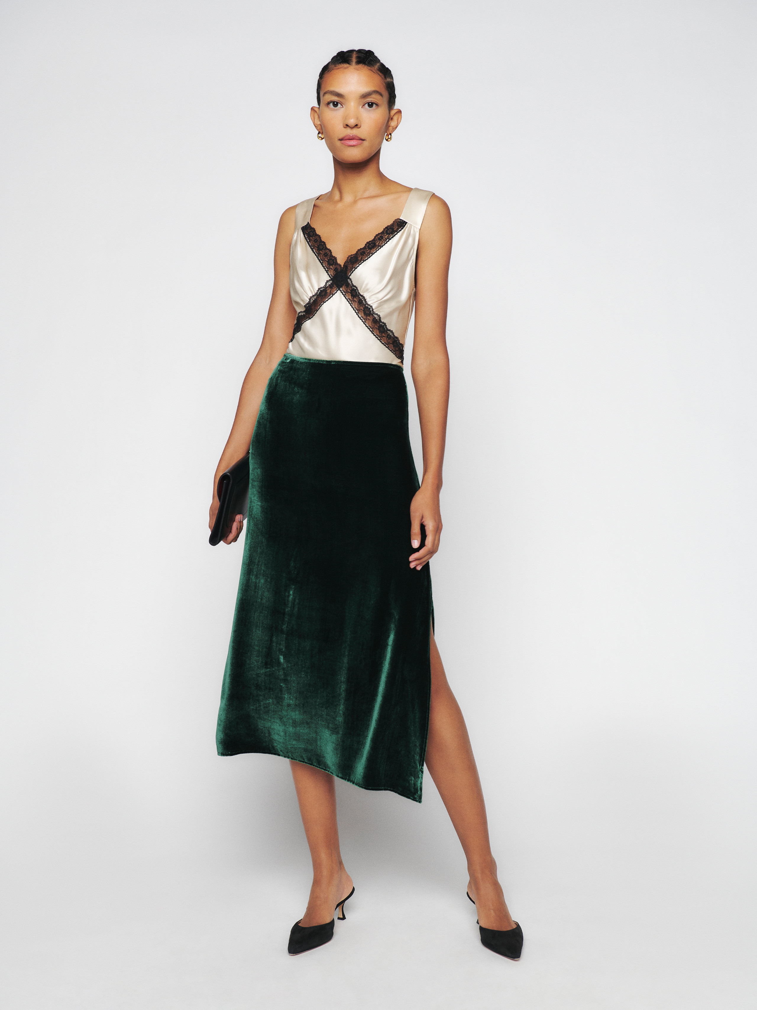 Baylee Velvet Skirt | Reformation (Global)