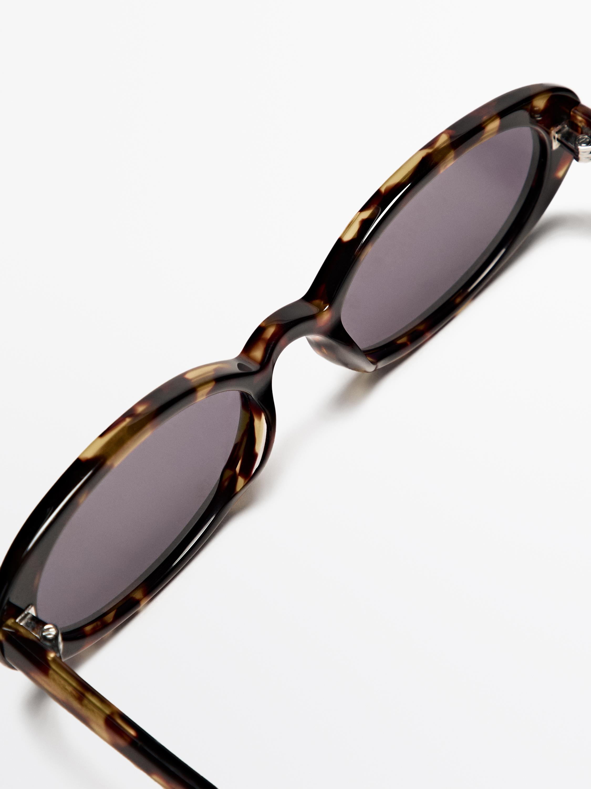 Tortoiseshell-effect mini oval sunglasses | Massimo Dutti UK
