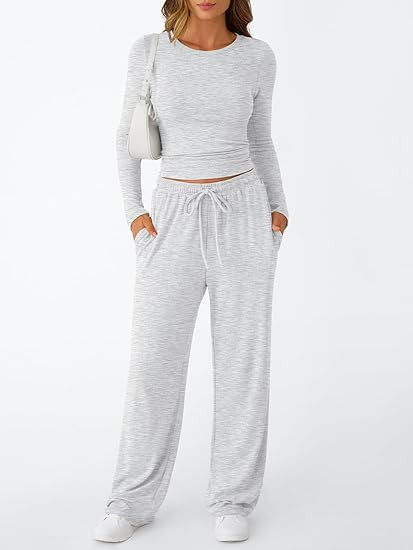 Your new everyday uniform ☁️✨ This 2 piece lounge set is soft, breathable, and perfect for literally anything — travel, coffee runs, or staying in 🤍 #amazonfinds #loungewearset #cozystyle #everydayoutfit #ltkstyle 

 #LTKSeasonal #LTKU #LTKTravel